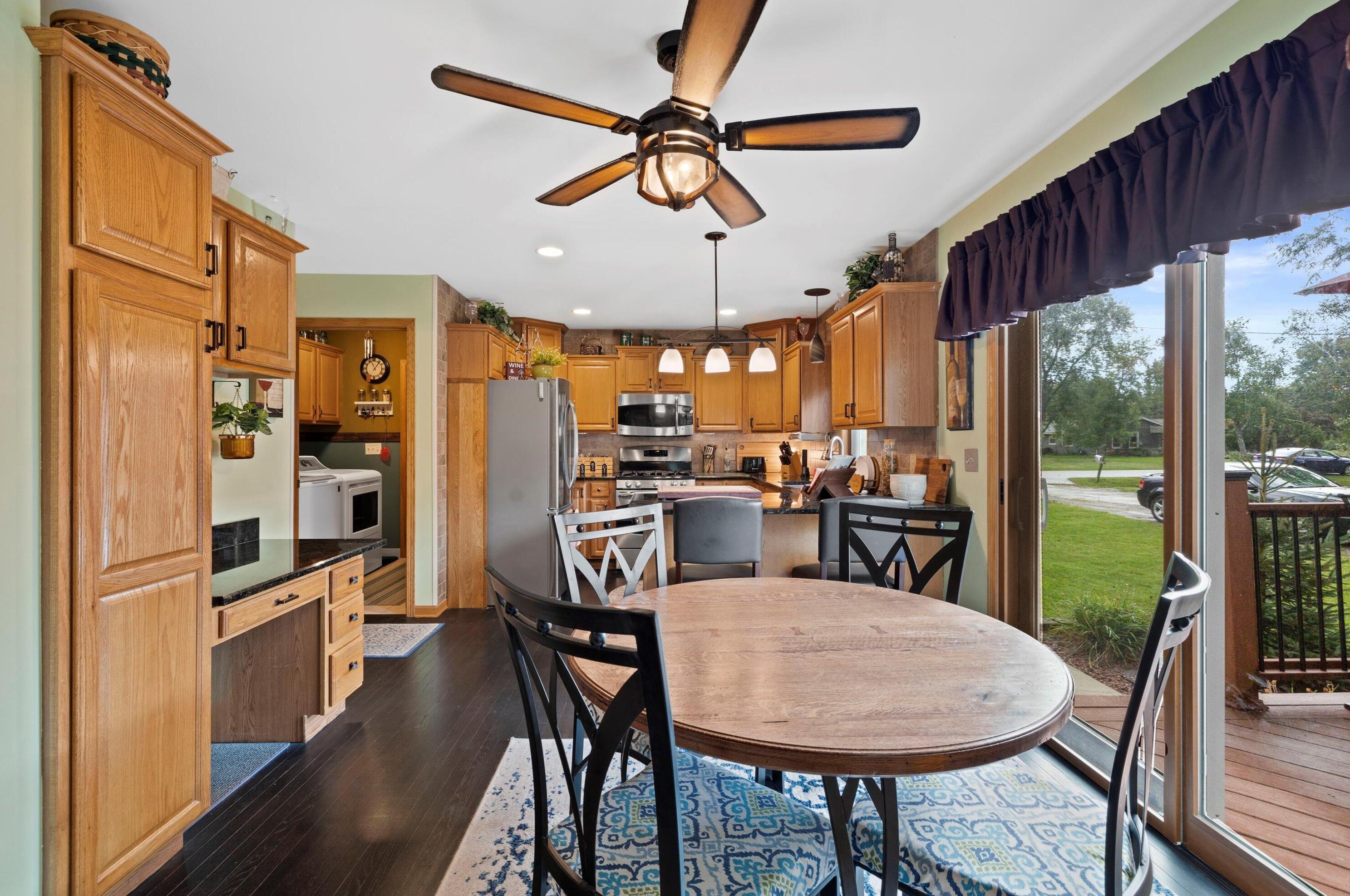 5007 104th St, Kenosha, WI 53158