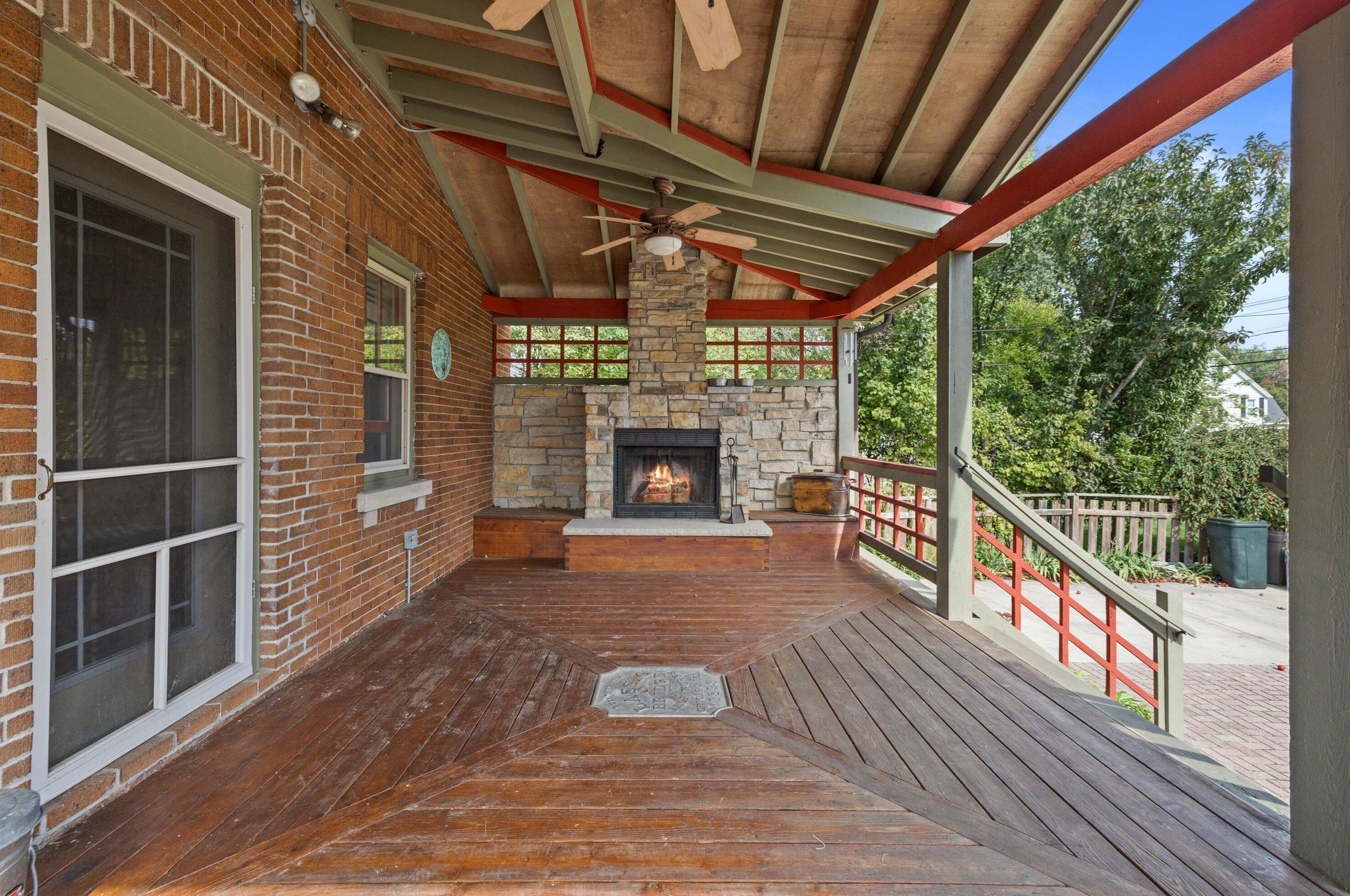 7731 6th Ave, Kenosha, WI 53143