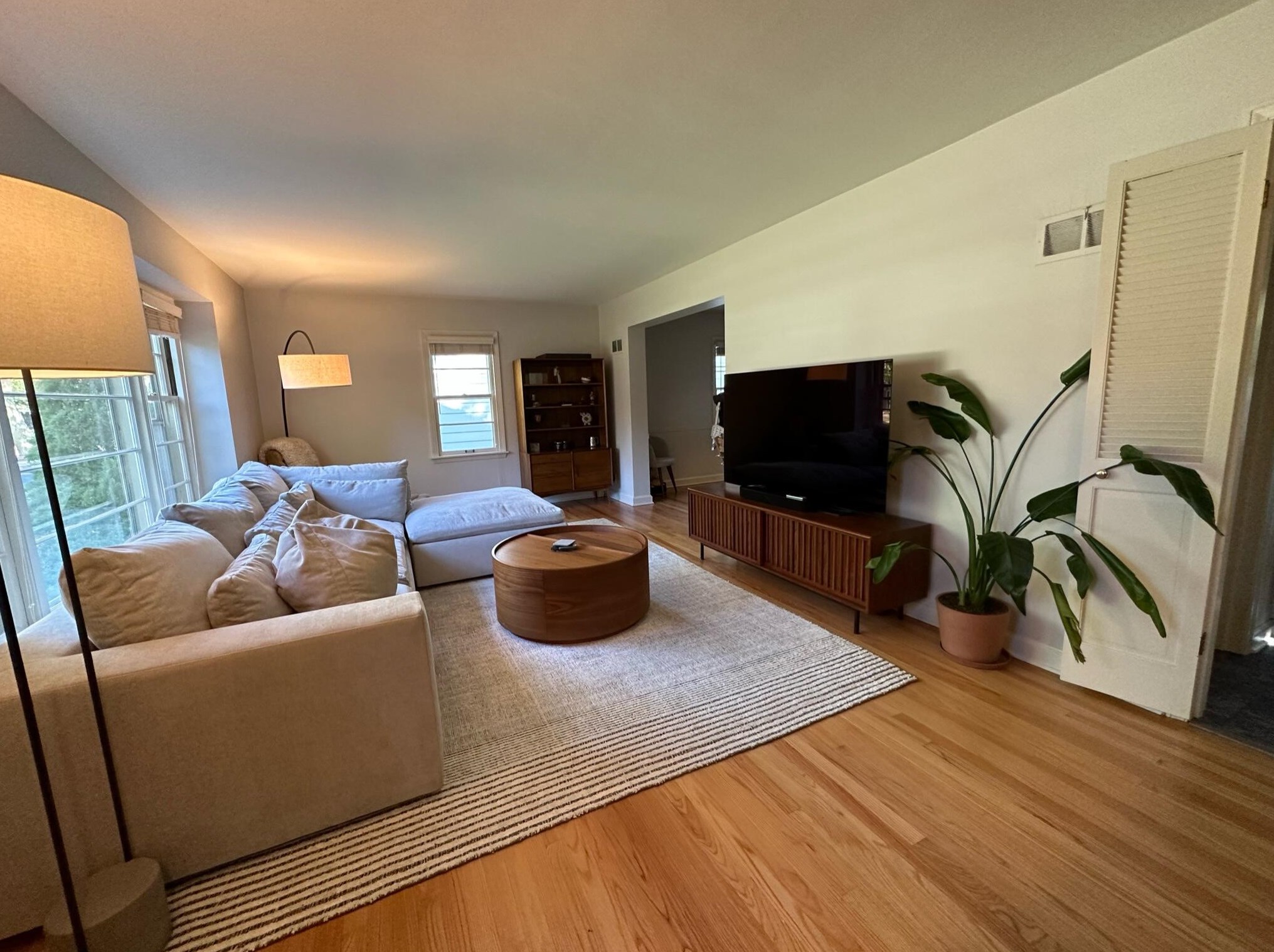 5928 N Bay Ridge Ave, Milwaukee, WI 53217