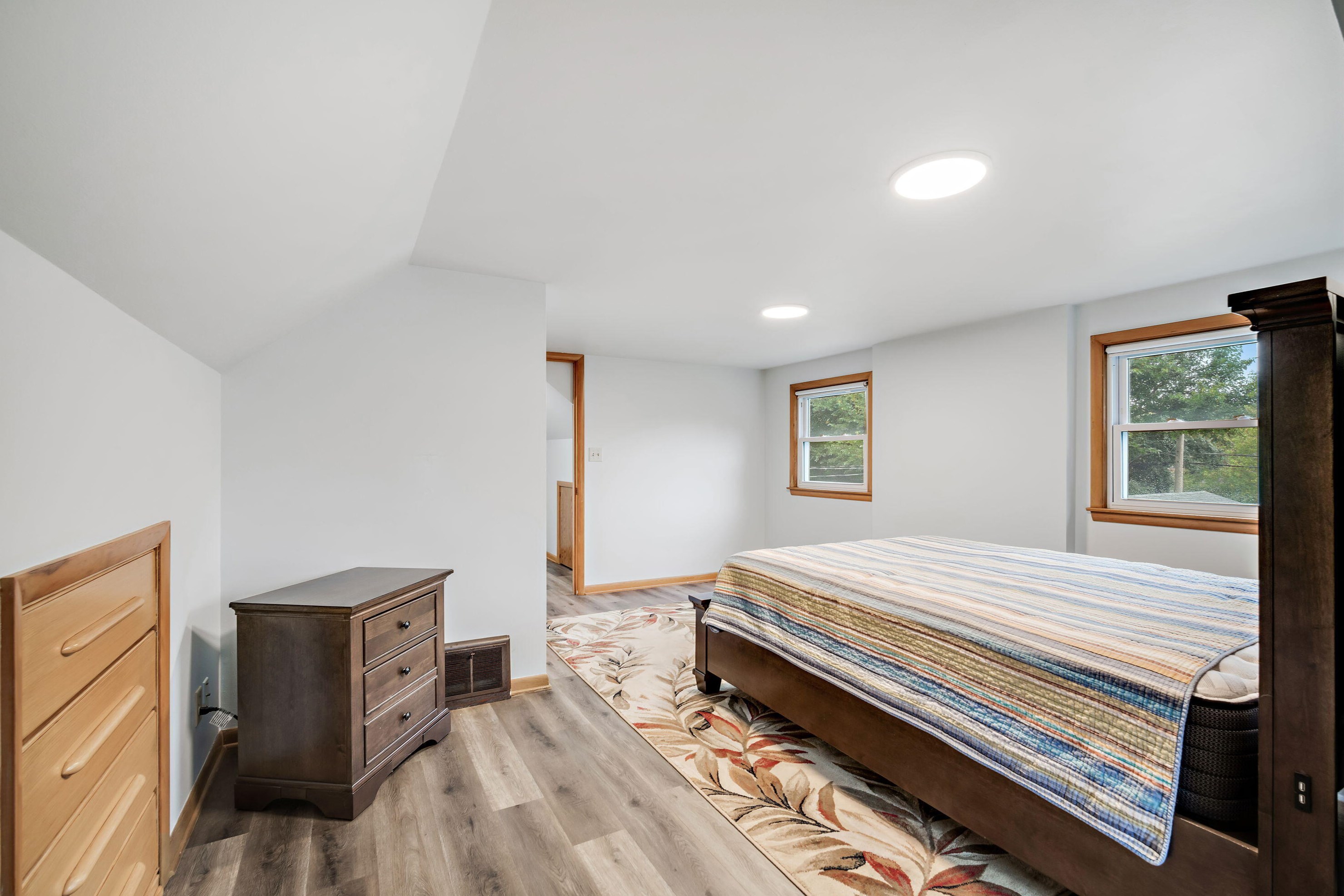 1205 Adelmann Ave, Brookfield WI  53045-6779 exterior