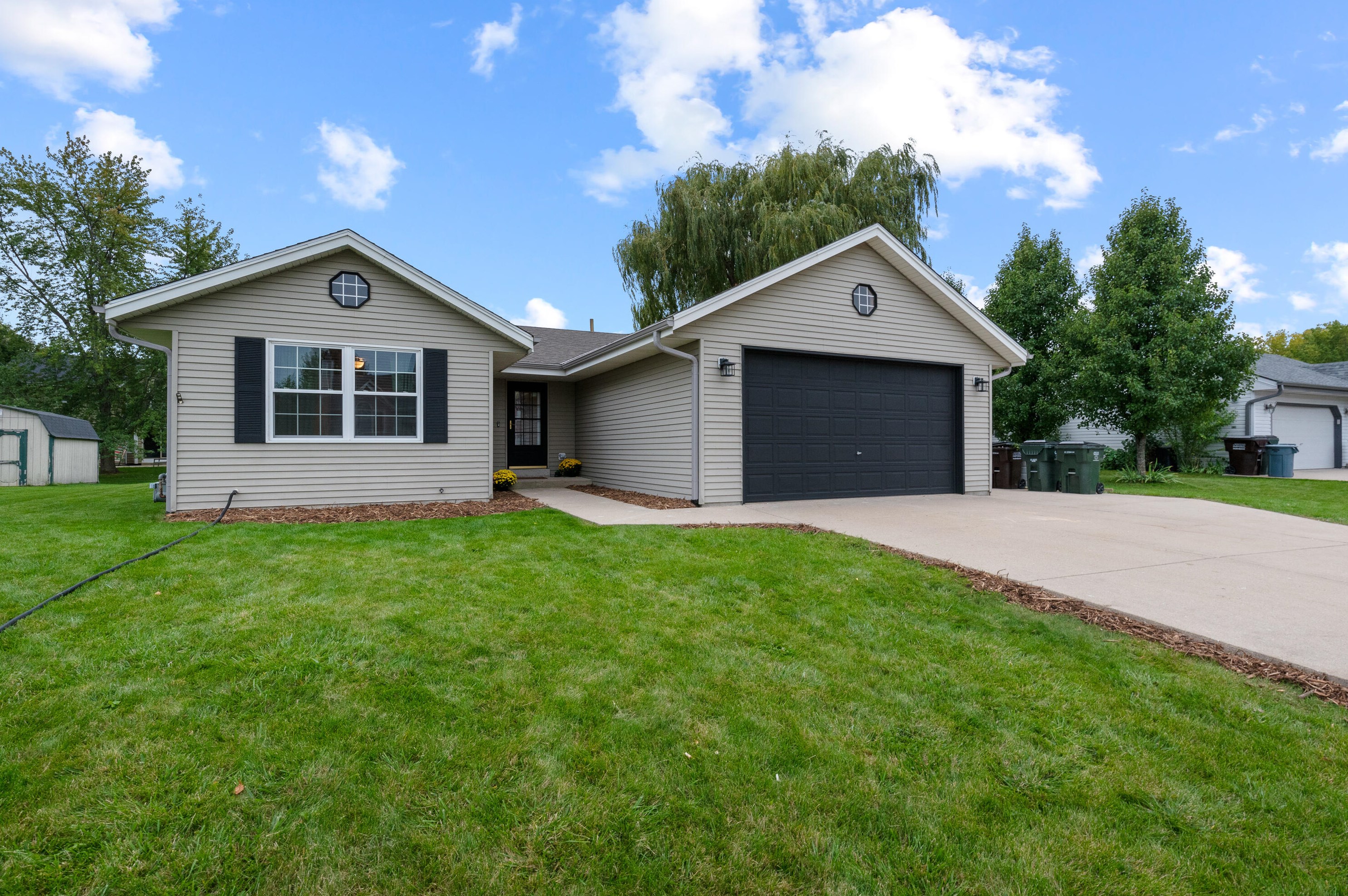 2541 Antoinette Trl, Racine, WI 53402-5537