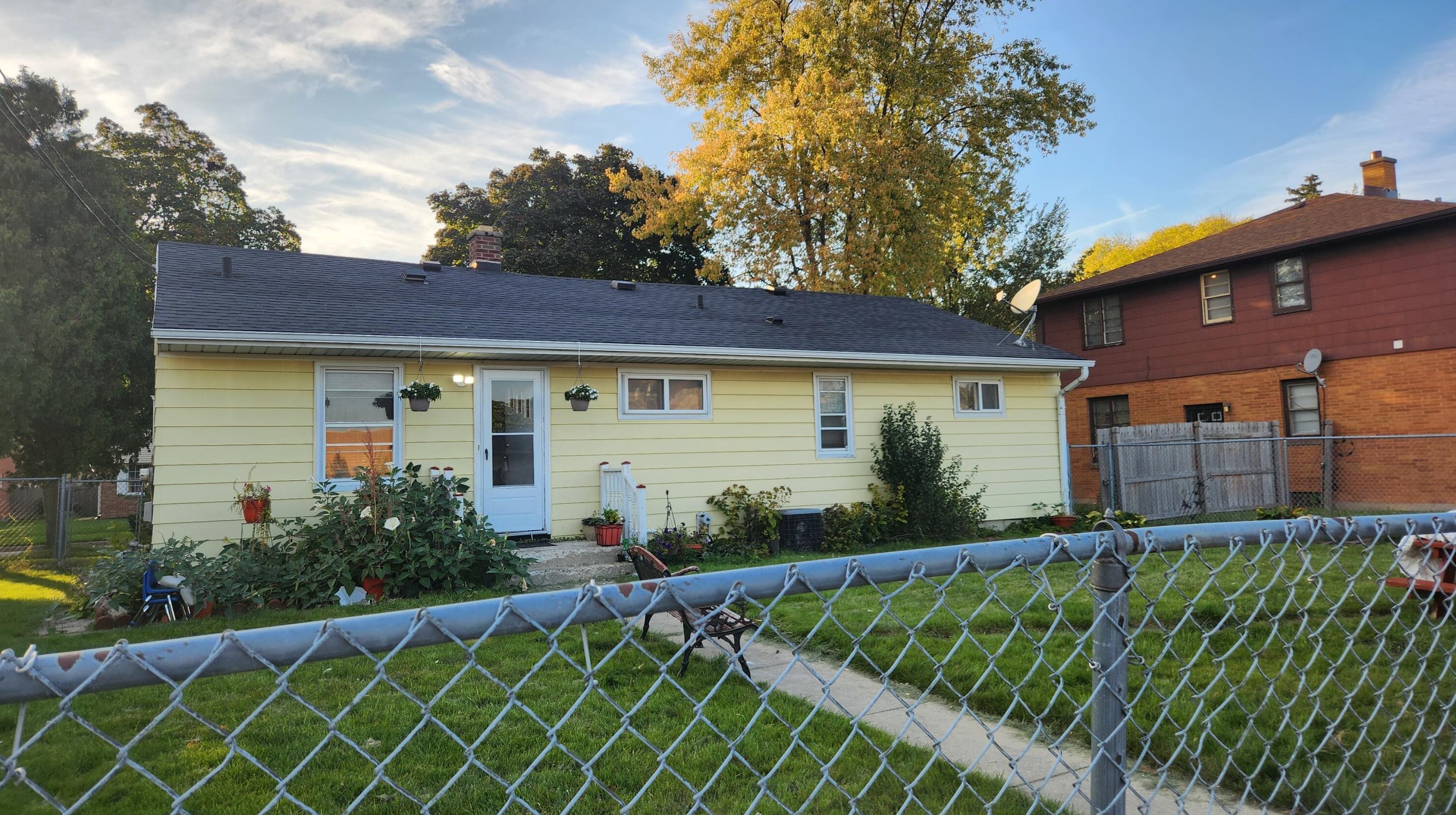 4310 N 61st St, Milwaukee, WI 53216
