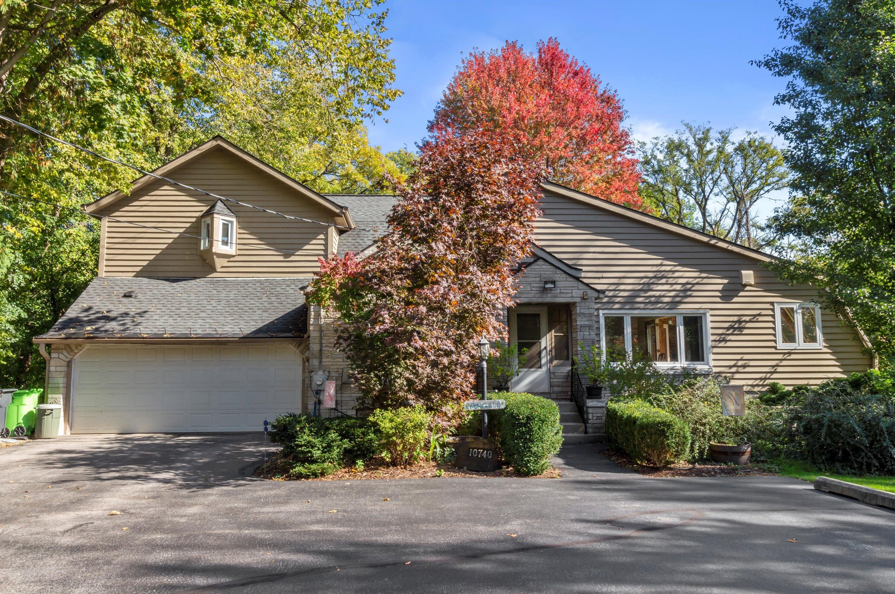 10740 N Cedarburg Rd, Thiensville, WI 53092