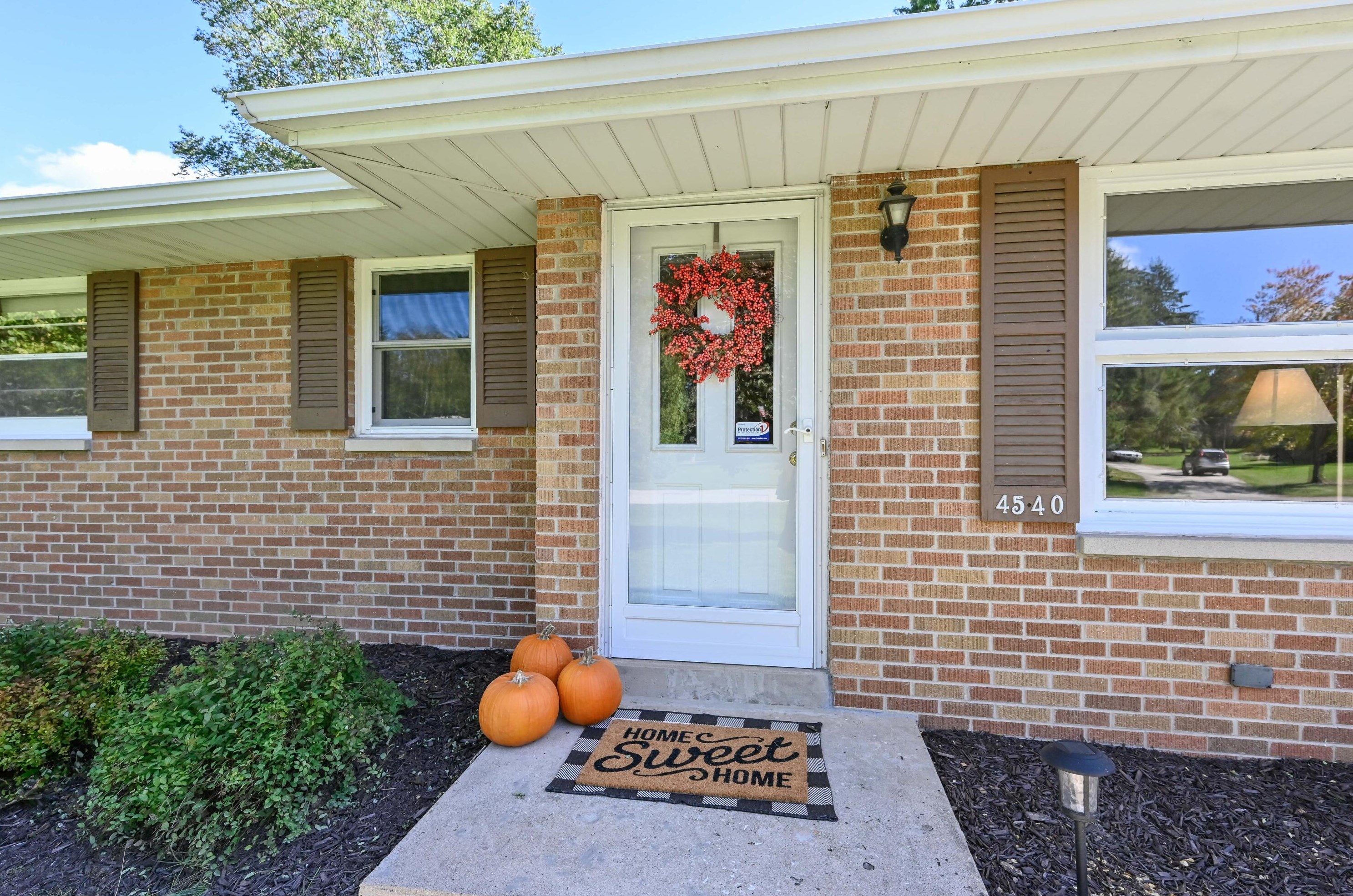 4540 146th St, Brookfield, WI 53005-1650