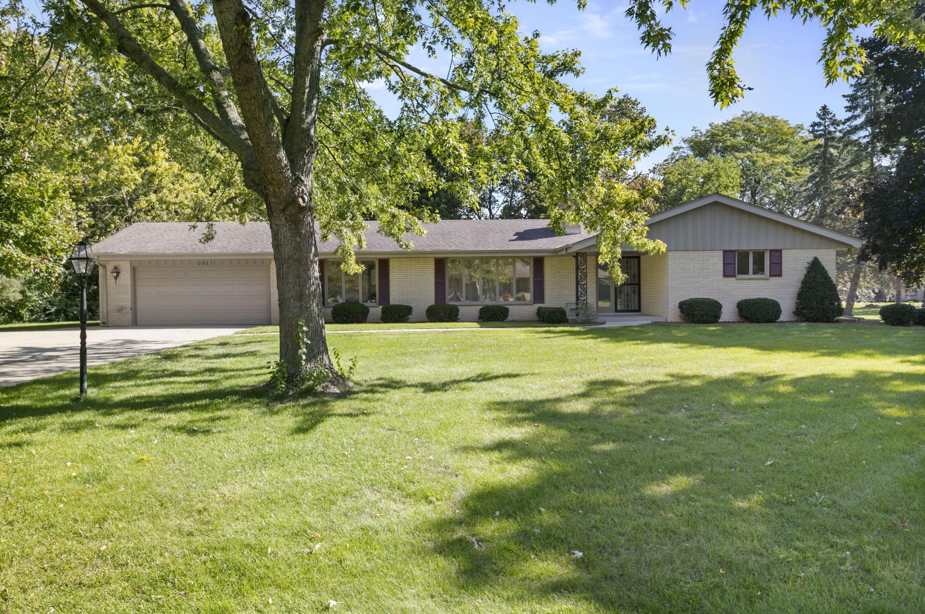 3617 Sherrie Ln, Racine, WI 53405-4852