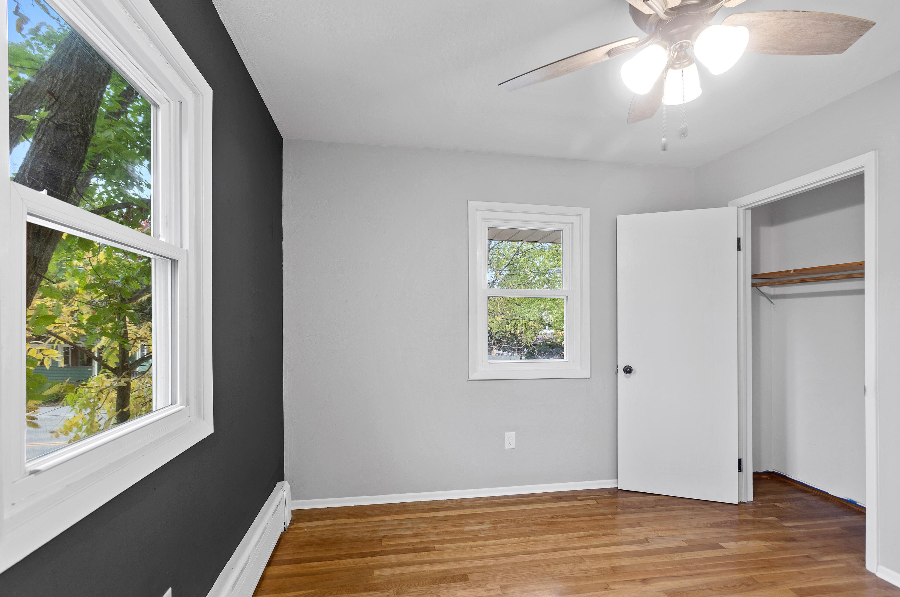 2121 Oregon St, Oshkosh WI  54902-7058 exterior