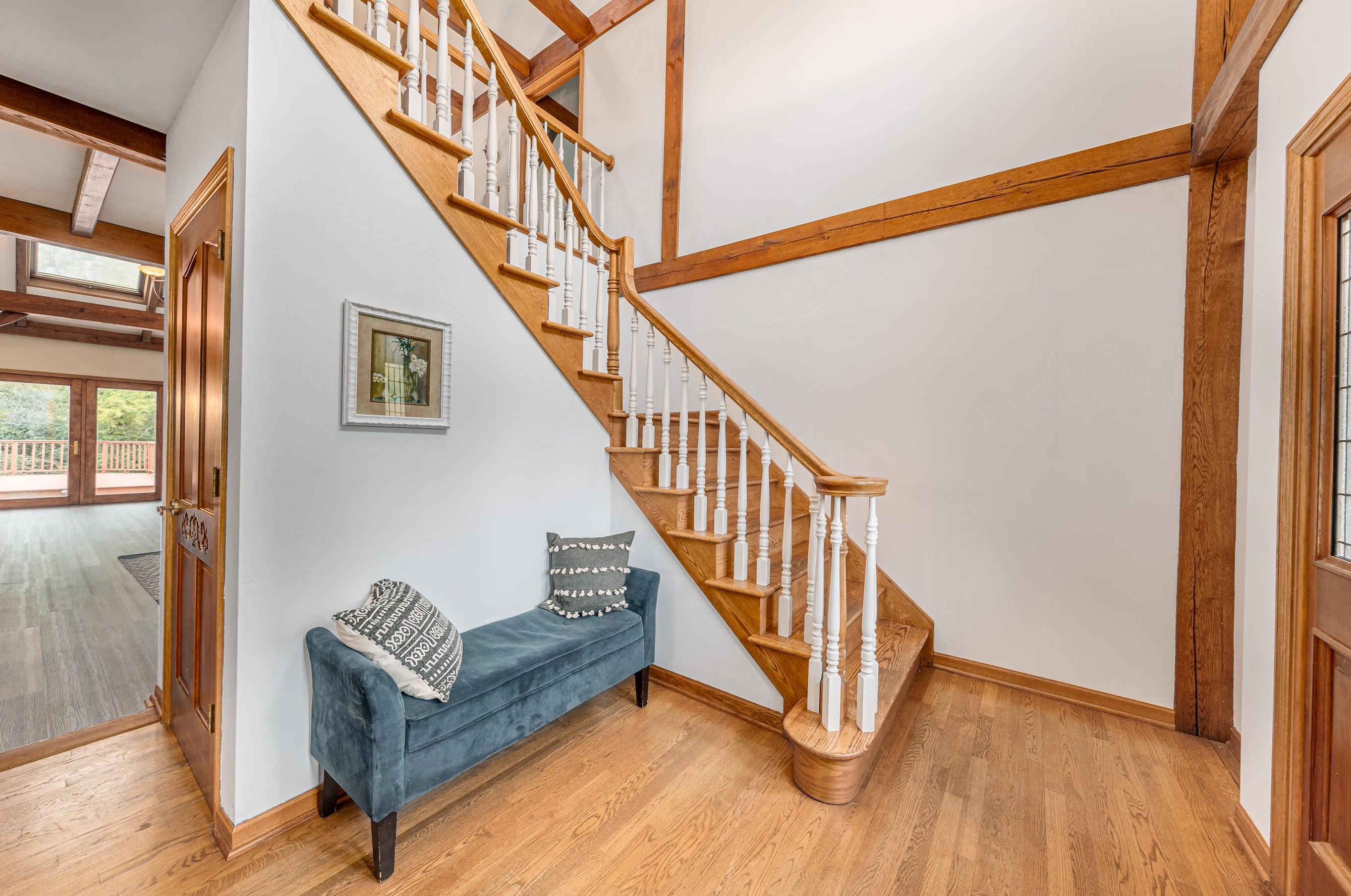 4825 W River Hollow Ct, Thiensville, WI 53092
