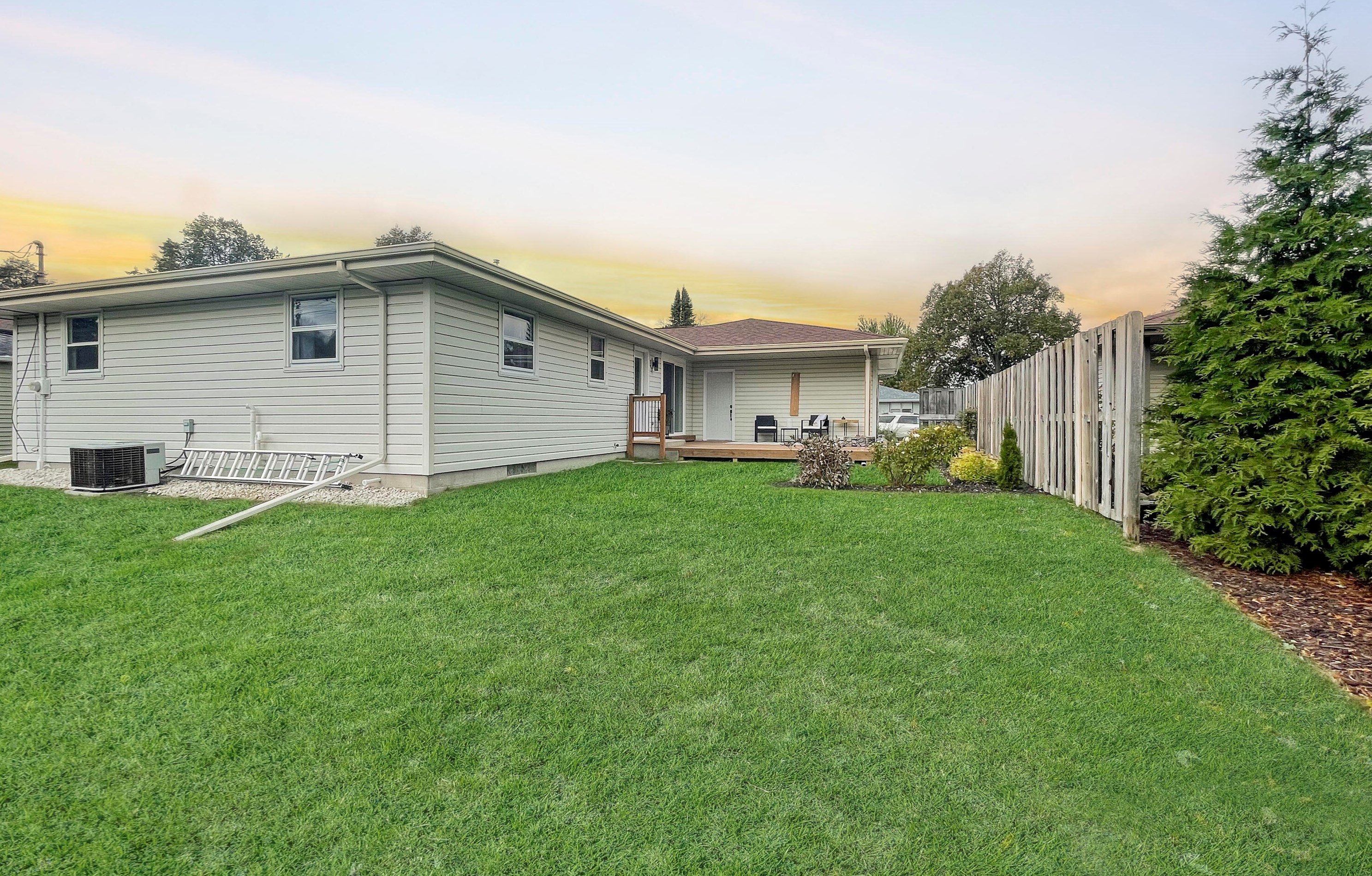 2101 28th St, Sheboygan WI  53081-1912 exterior