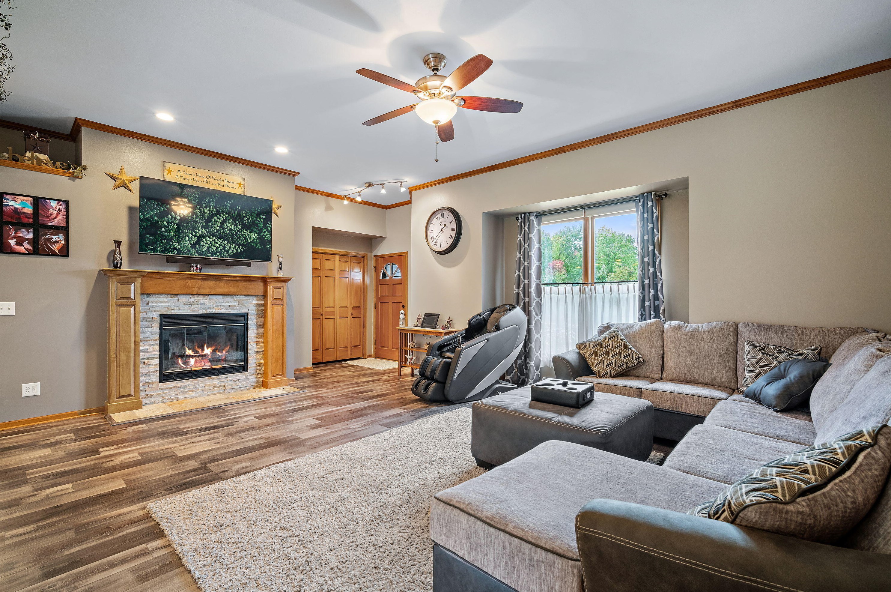 305 Gorman Way, West Bend, WI 53095