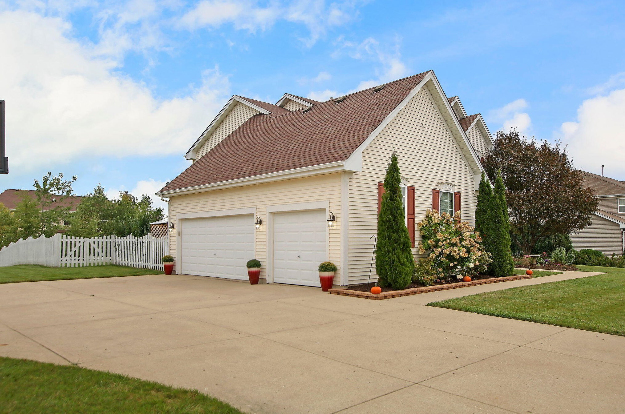 4438 108th St, Kenosha, WI 53158
