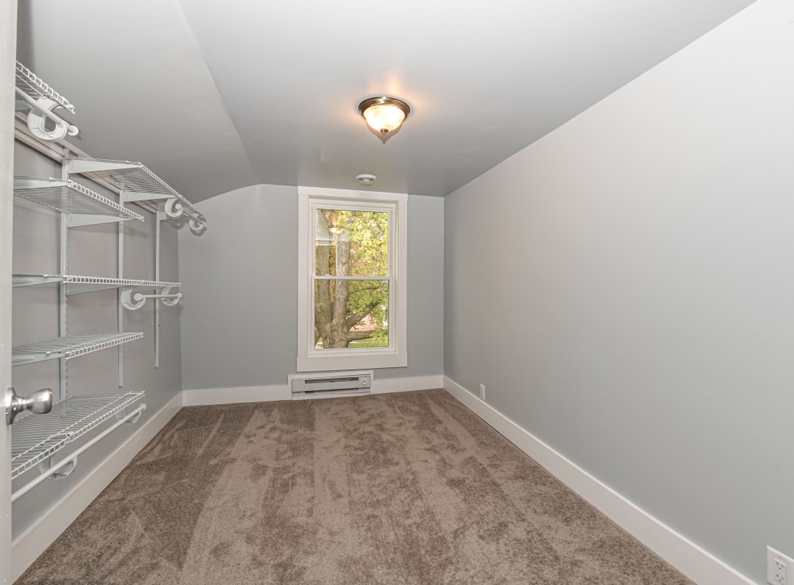 1232 Barnes St, Delavan WI  53115-1304 exterior
