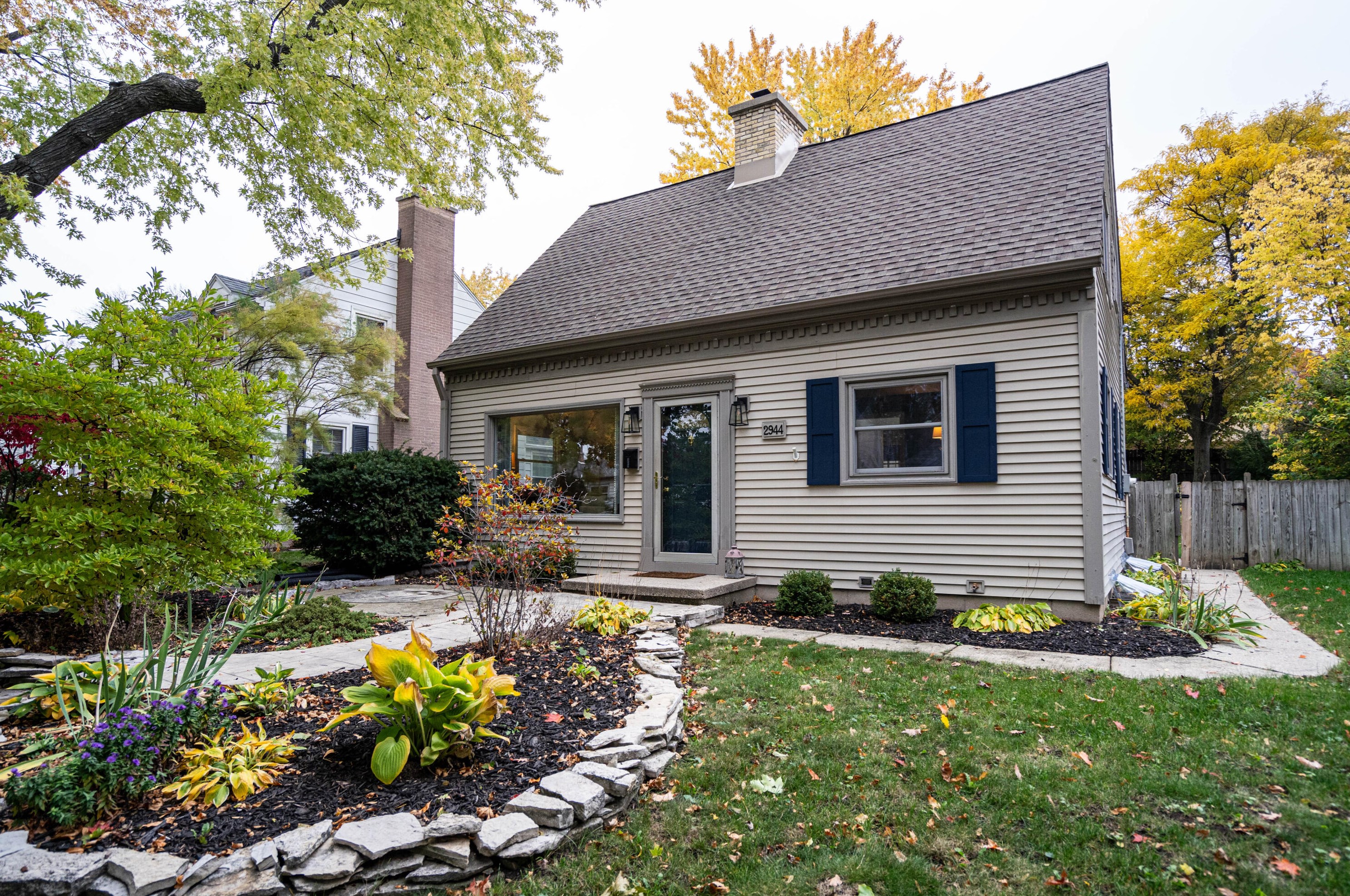 2944 90th St, Milwaukee WI  53222-4613 exterior