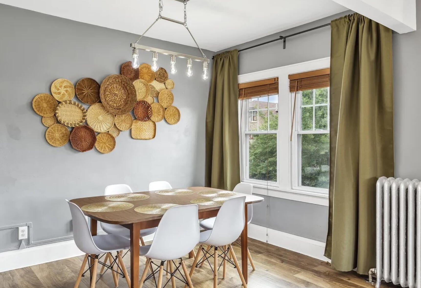 3043 N Oakland Ave, Milwaukee, WI 53211