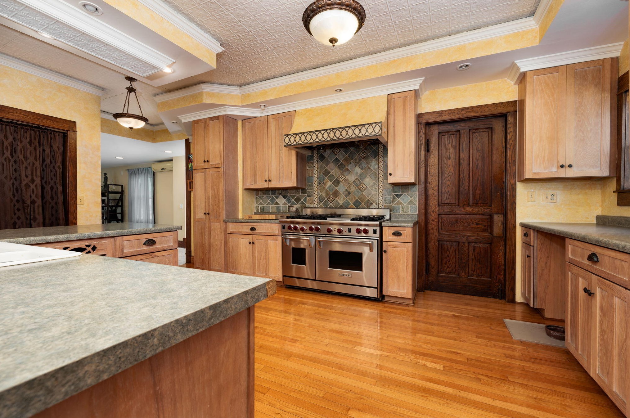 1612 Ferry St, La Crosse, WI 54601