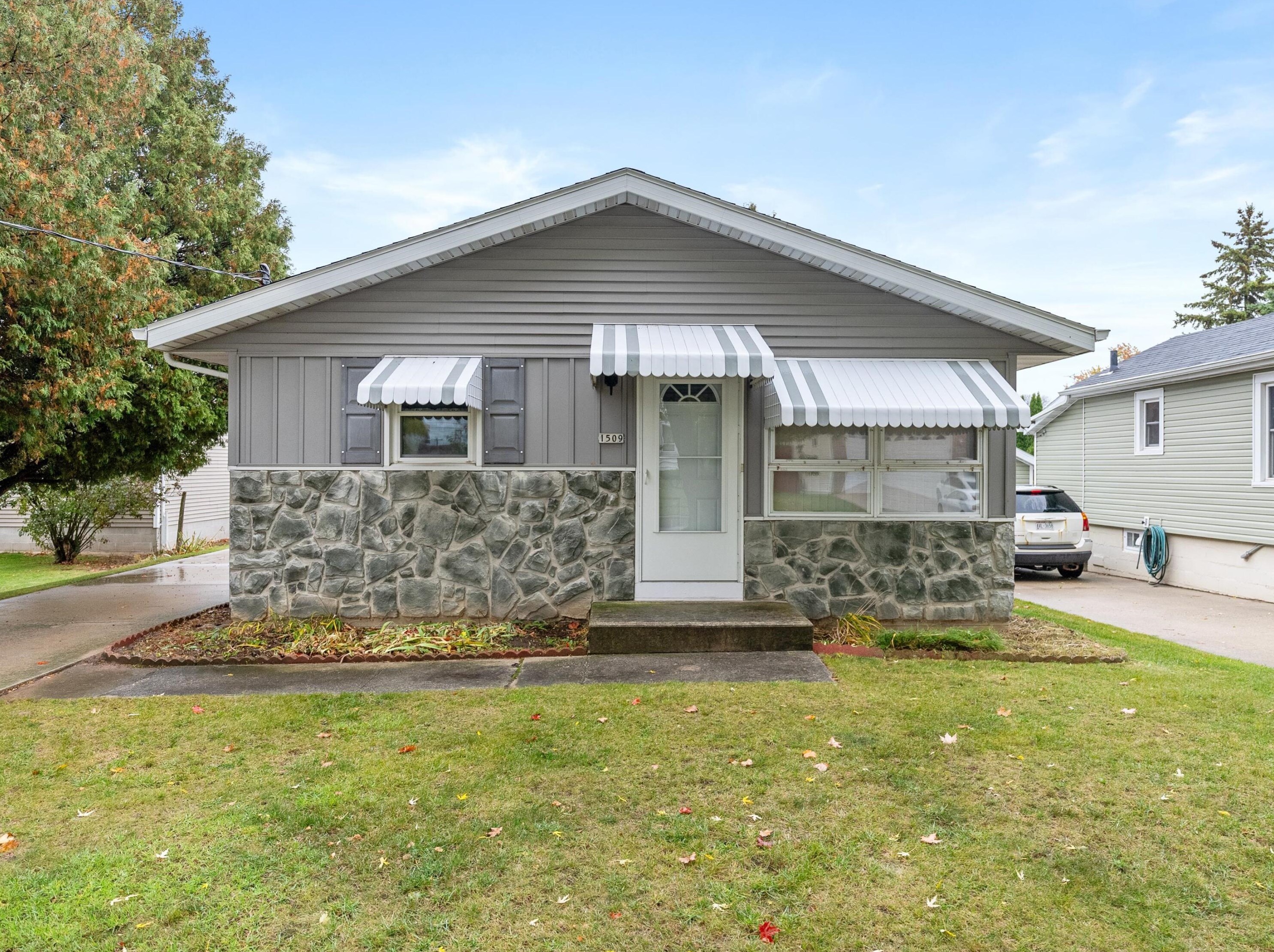 1509 S 37th St, Manitowoc, WI 54220