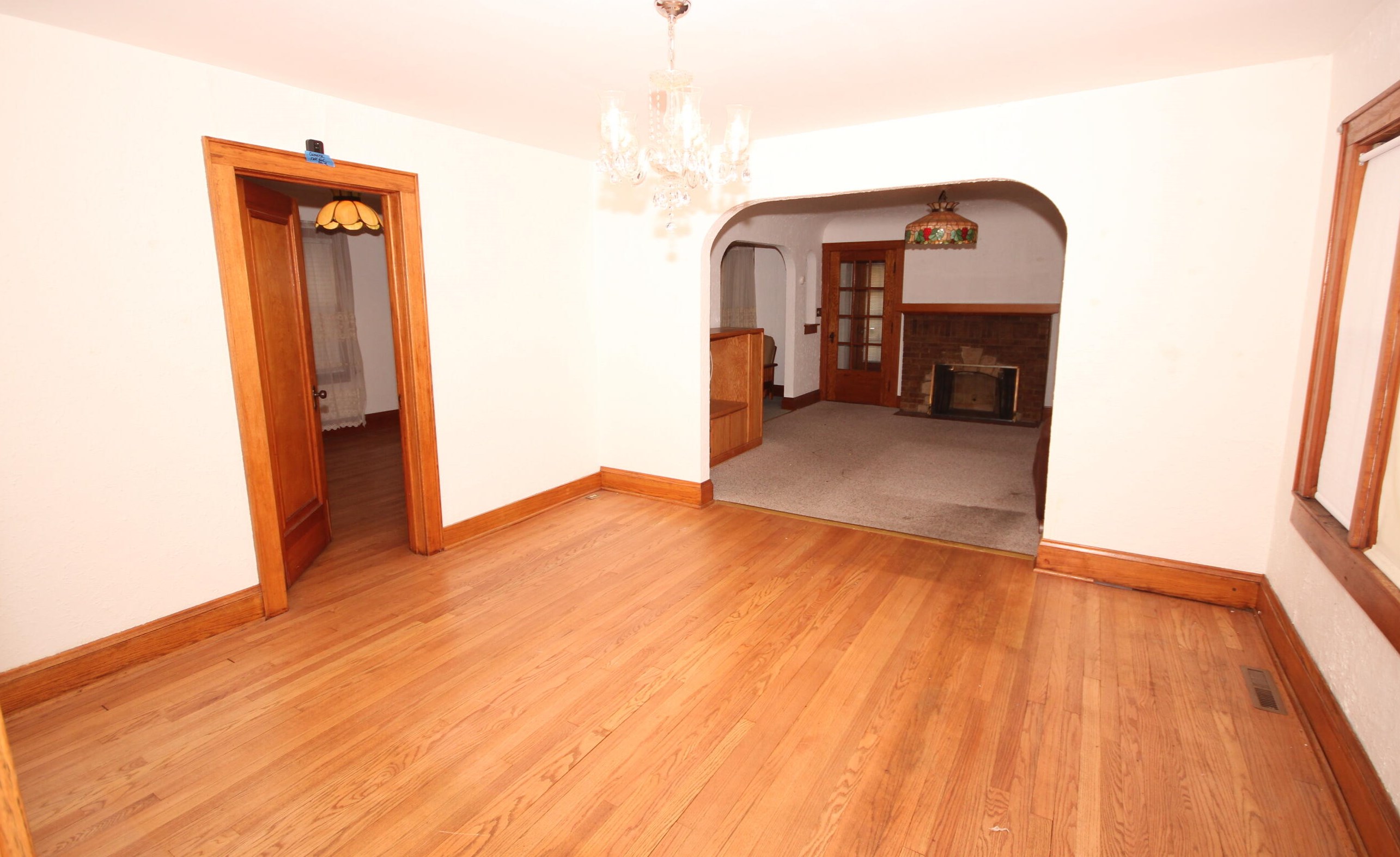 9490 Main St, Milwaukee WI 53214-1861 exterior