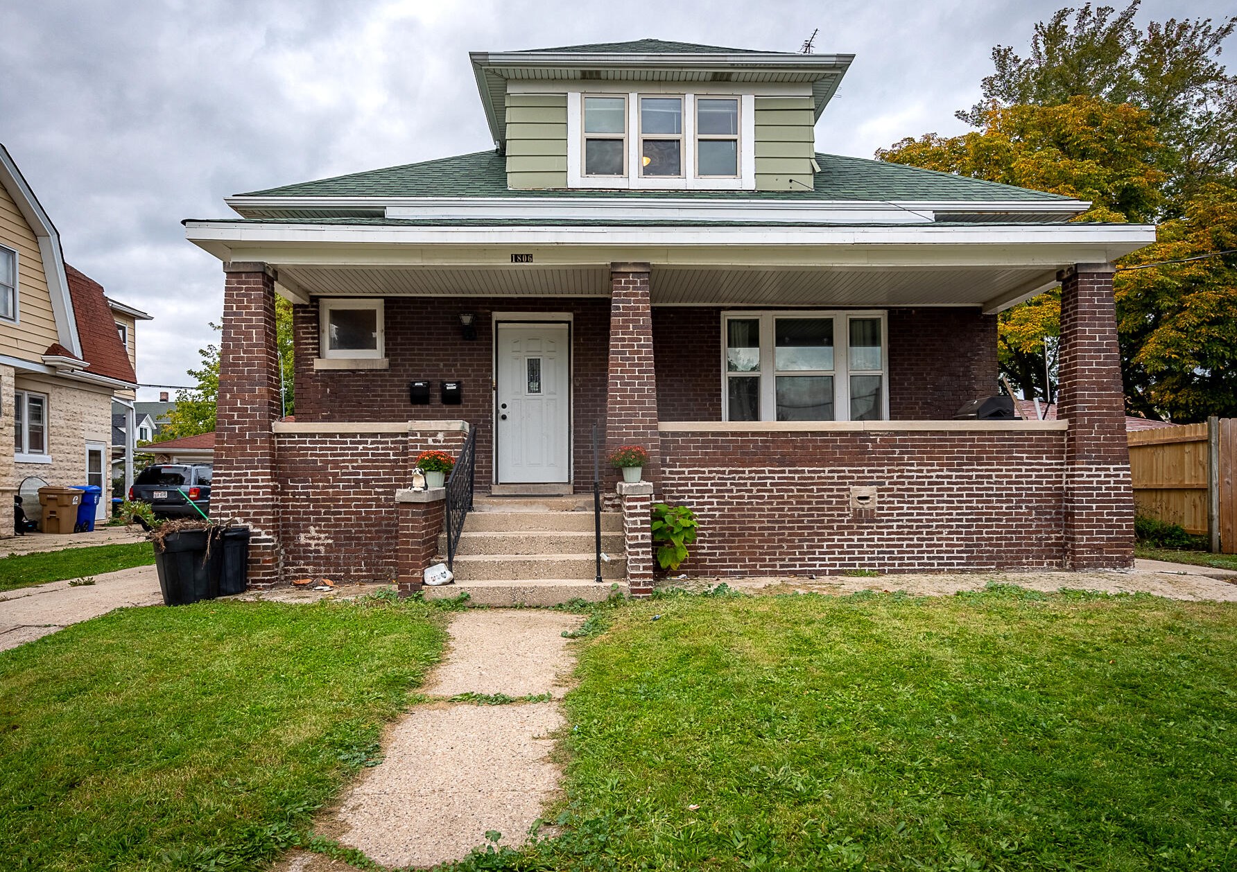 1806 50th St, Kenosha, WI 53140