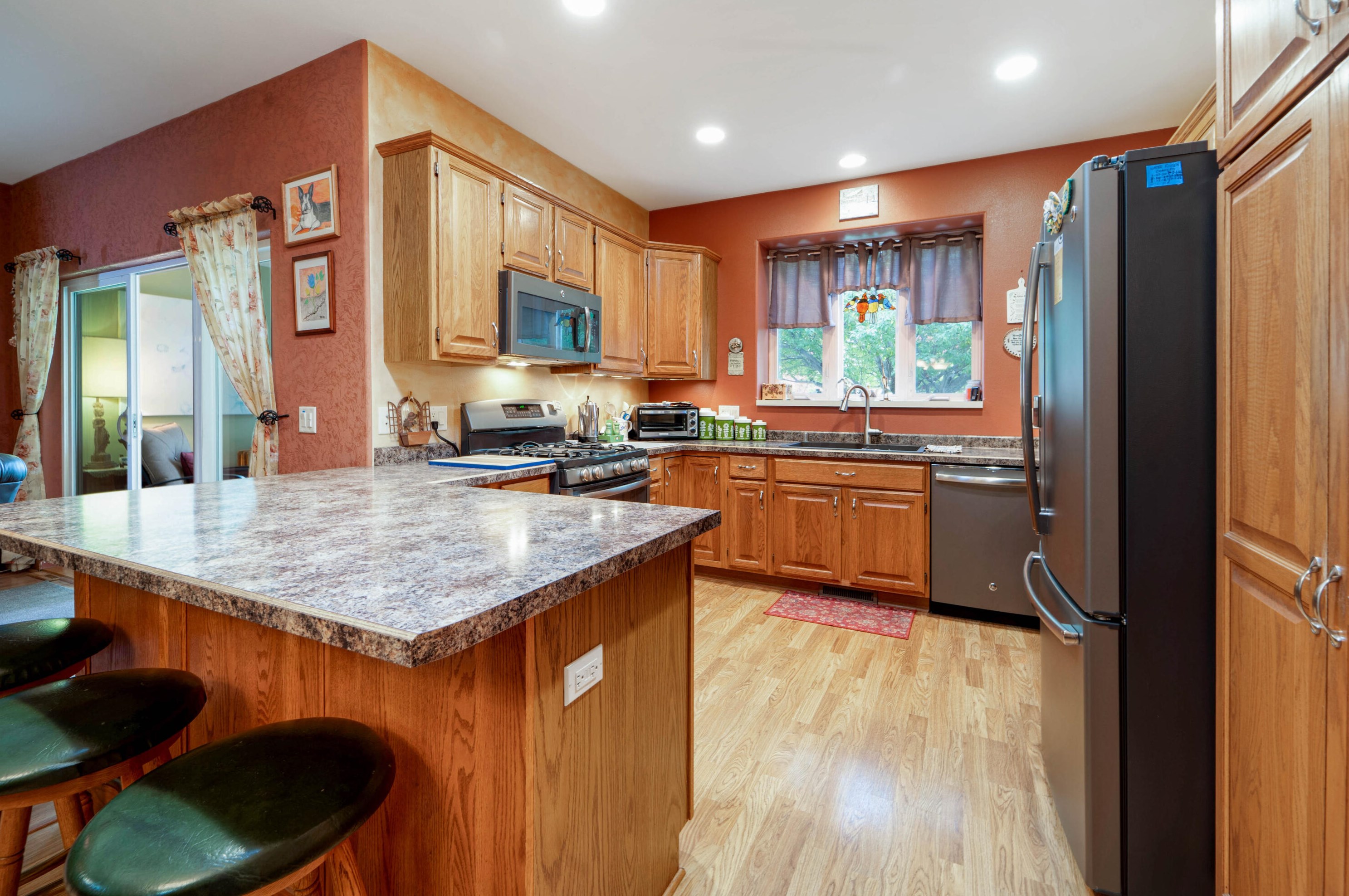 344 Southlake Cir, Fond du Lac, WI 54935