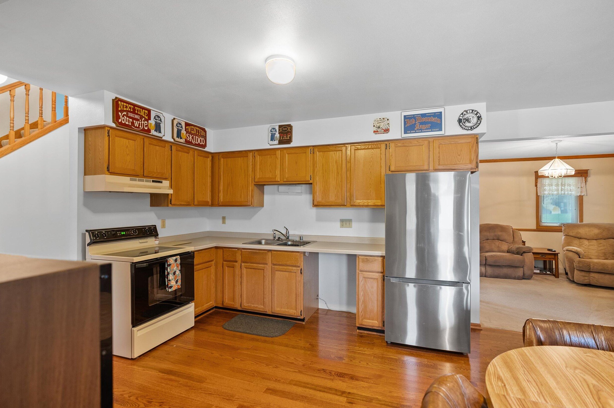 1429 Apple Ct, Port Washington, WI 53074-2490