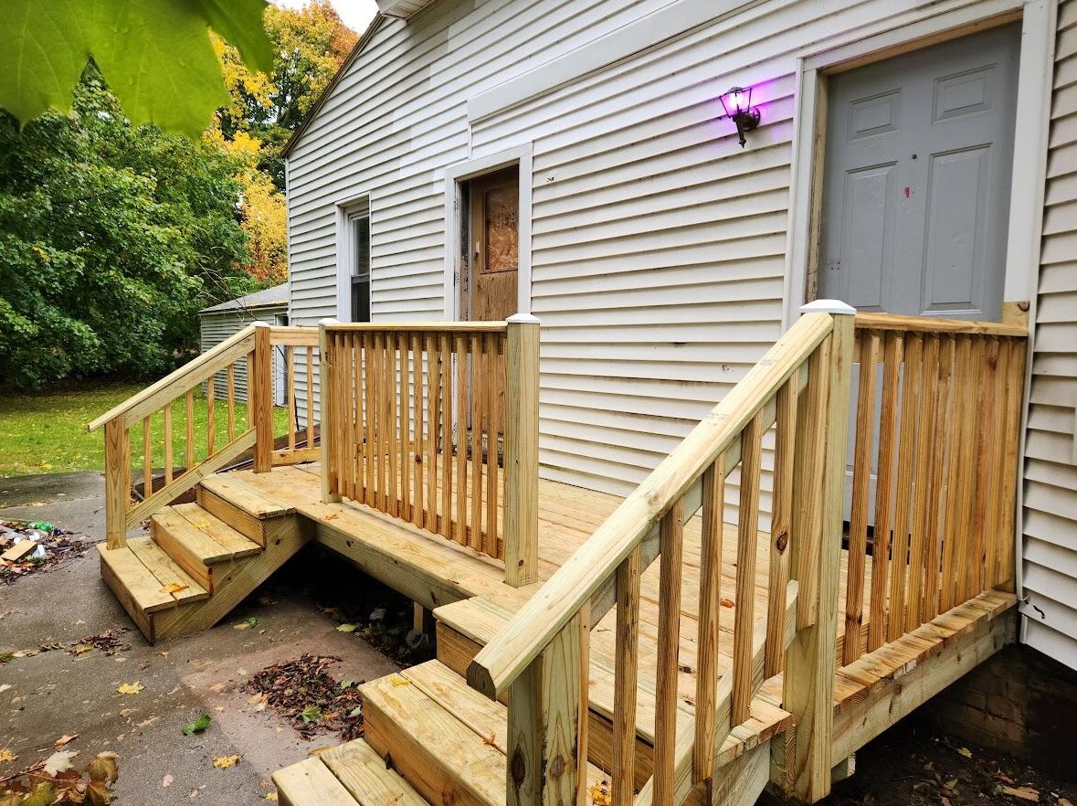 1330 S 10th St, Manitowoc, WI 54220