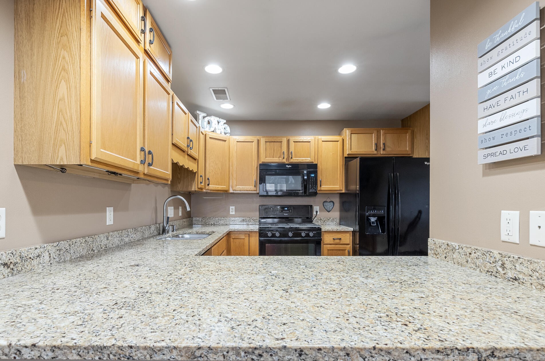 826 Church St #1, Allenton, WI 53002