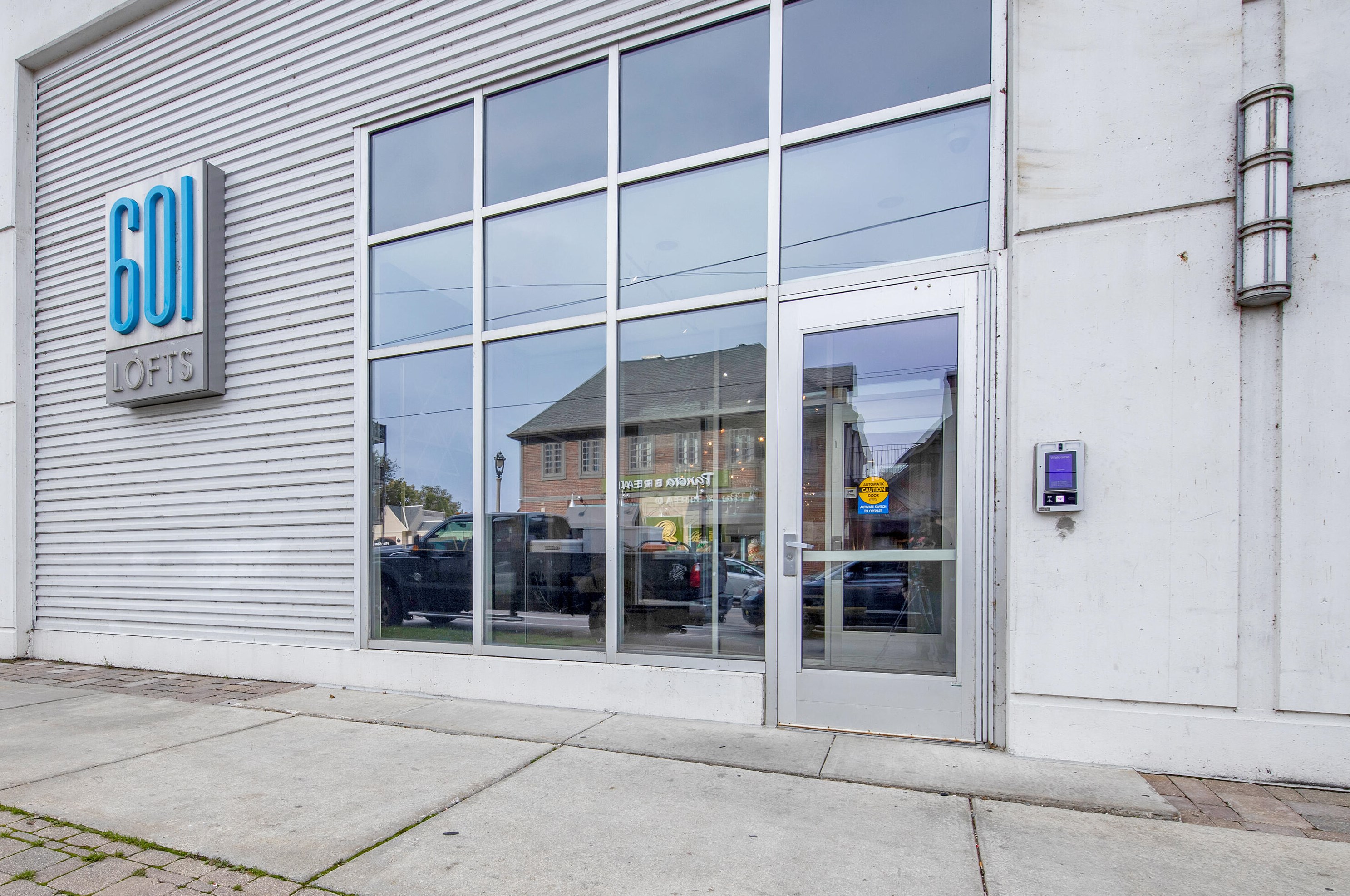 601 E Ogden Ave #707, Milwaukee, WI 53202