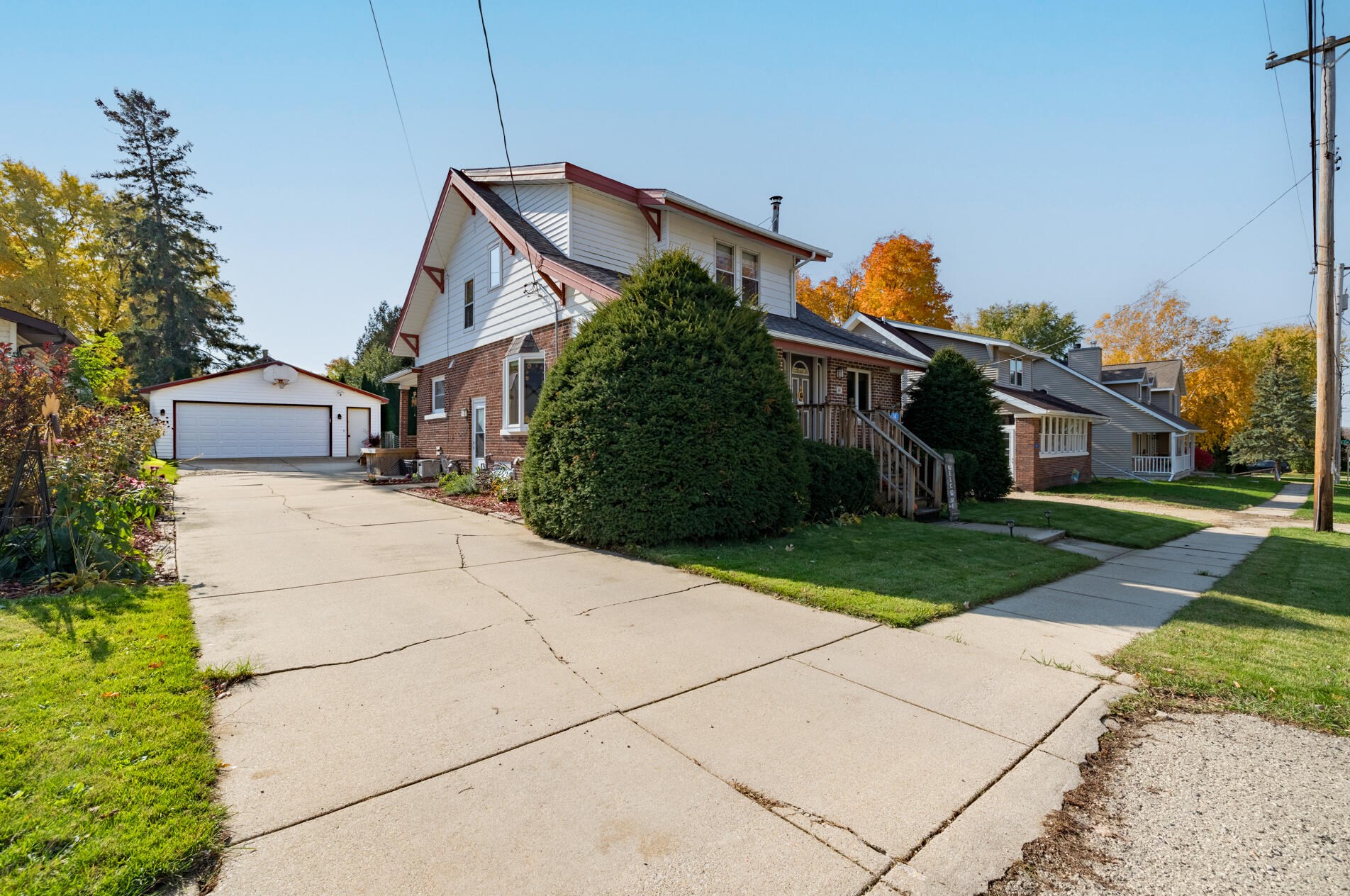 14 Valley St, Mayville WI  53050-2220 exterior