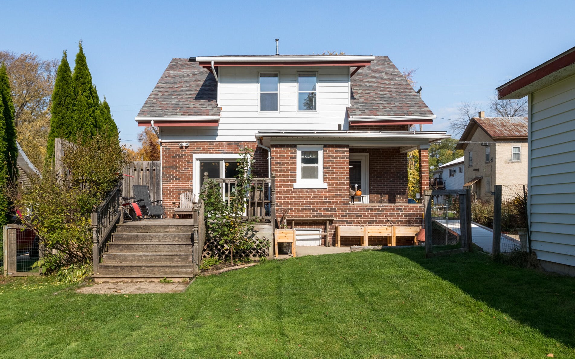 14 Valley St, Mayville WI  53050-2220 exterior