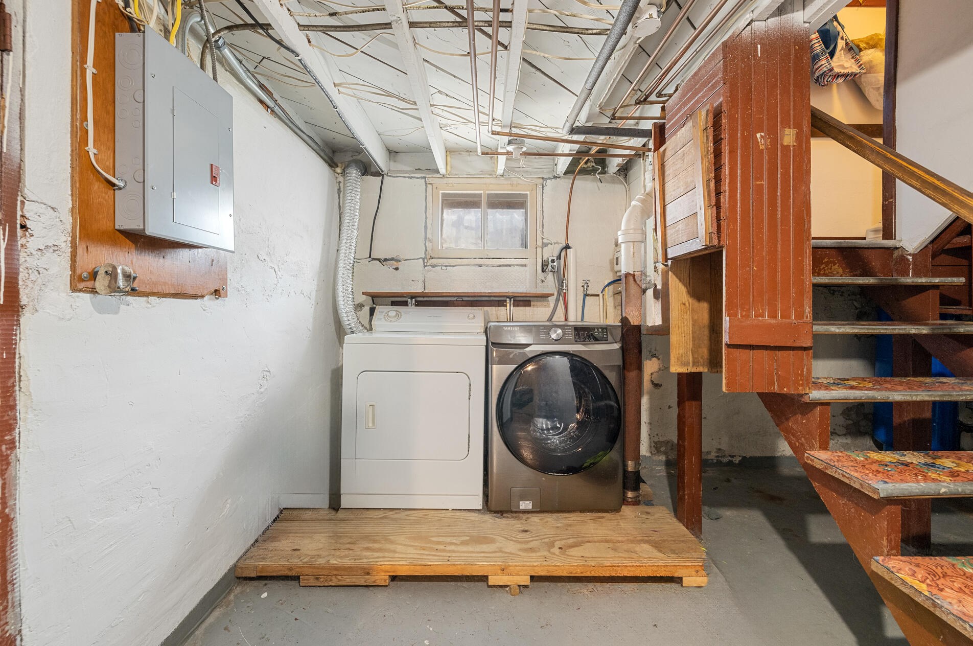 14 Valley St, Mayville WI  53050-2220 exterior