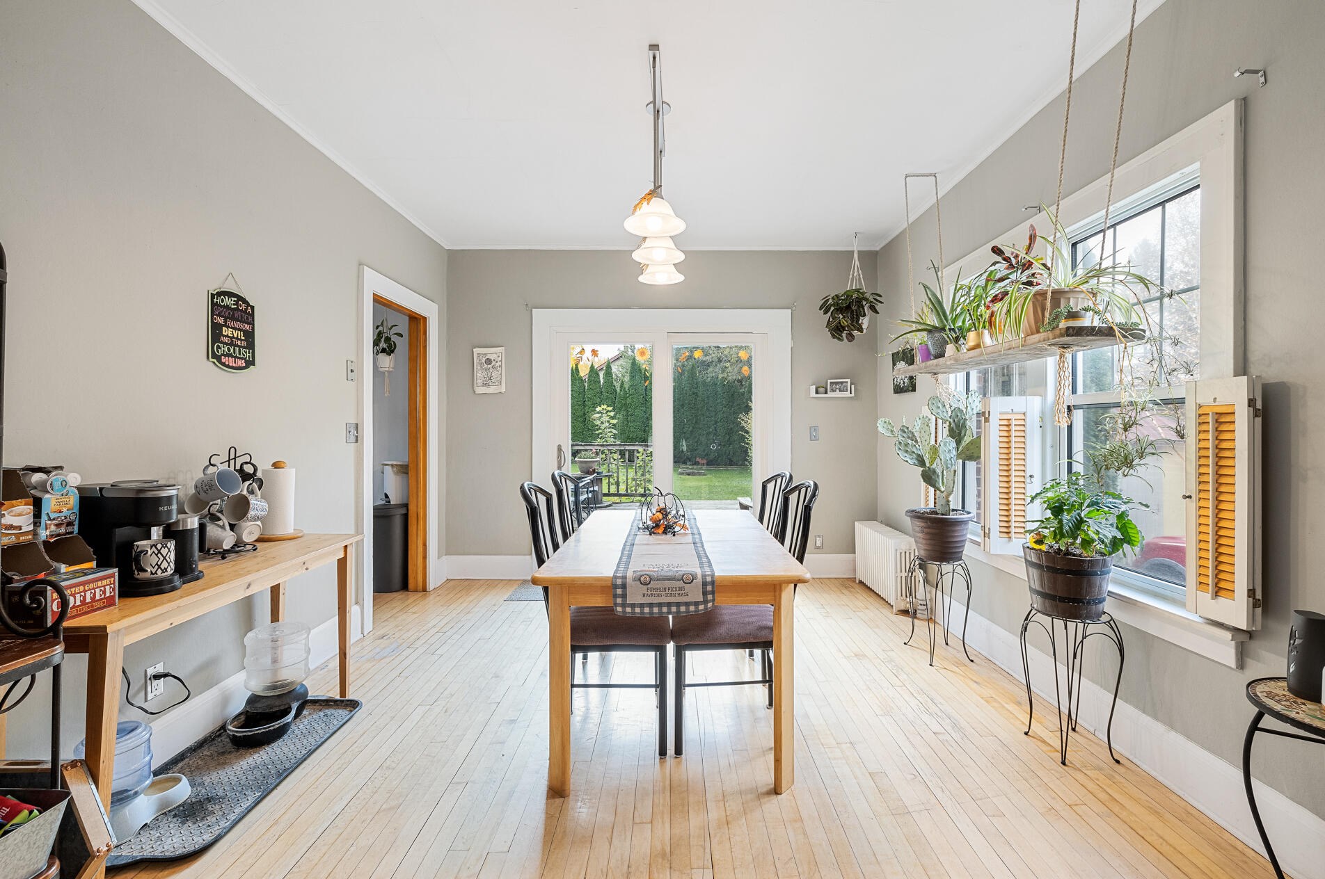 14 Valley St, Mayville WI  53050-2220 exterior