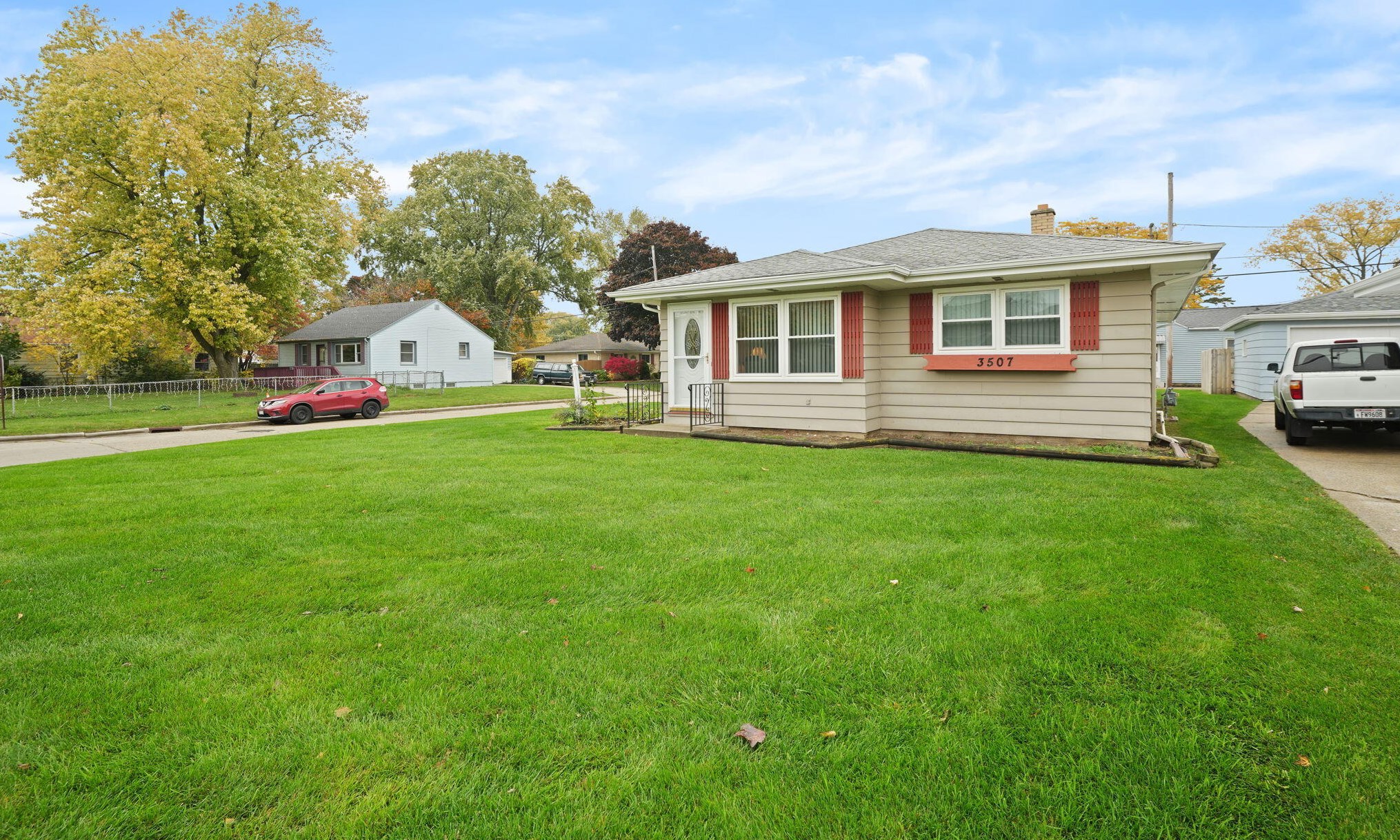 3507 Sheridan Rd, Racine, WI 53403-3627