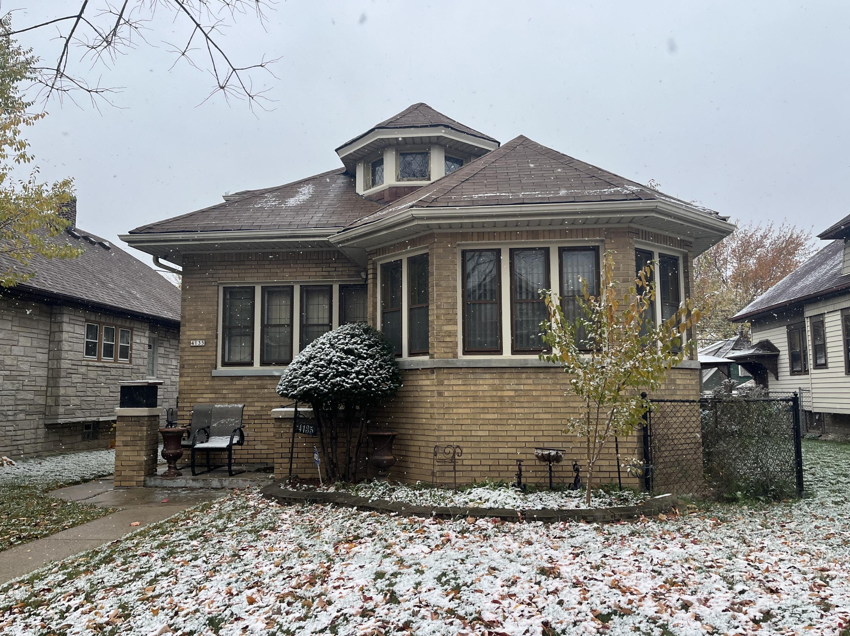 4135 N 21st St, Milwaukee, WI 53209