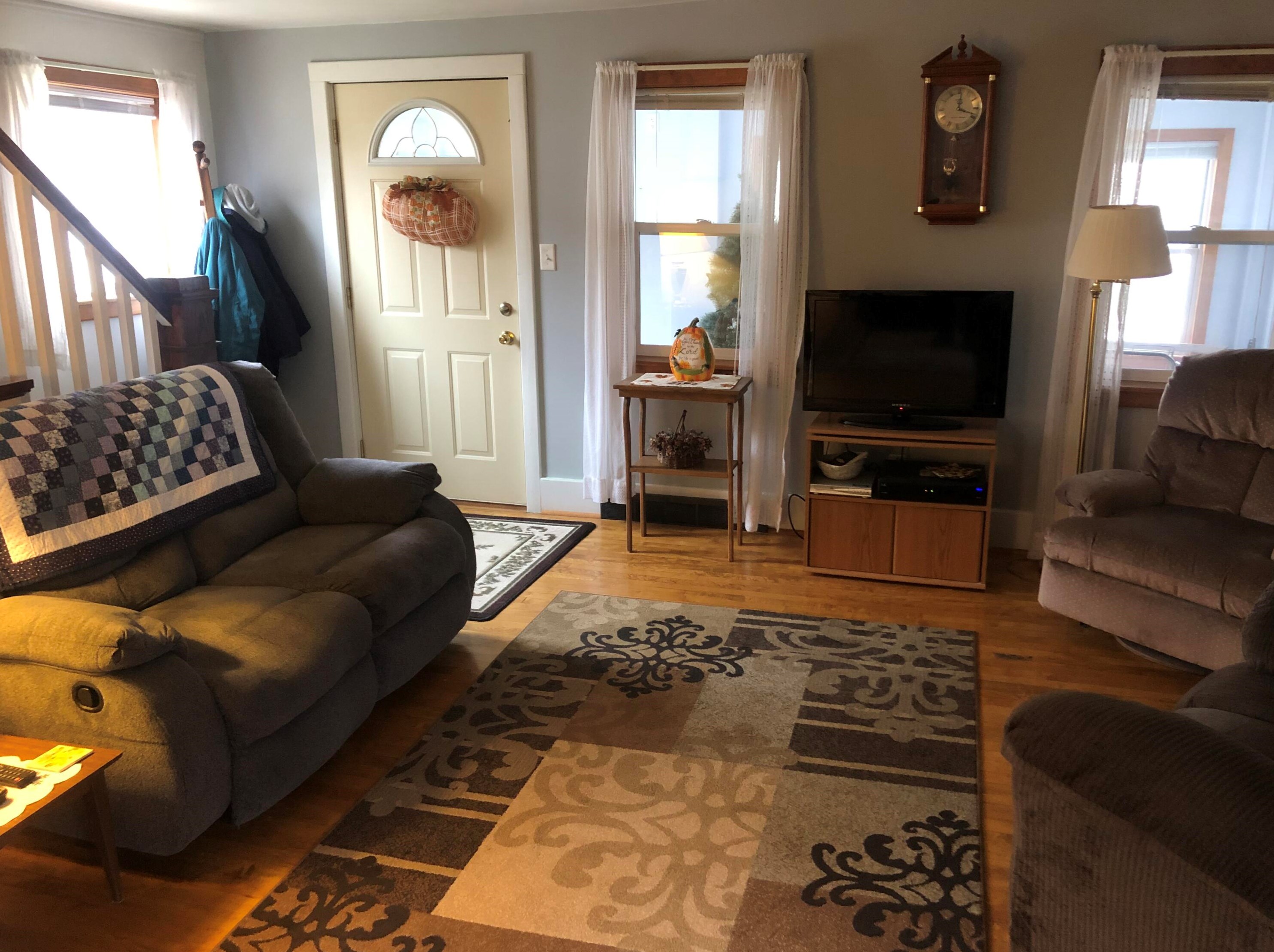512 Washington Ct, Sheboygan, WI 53081-4165