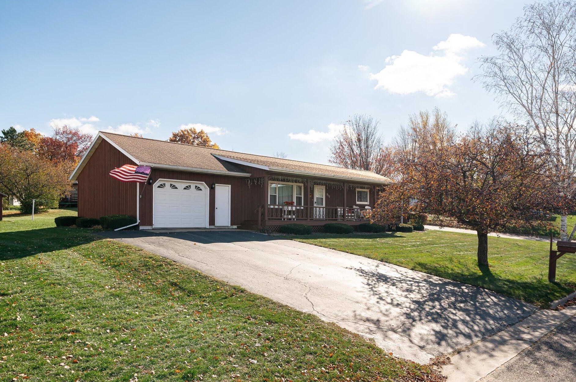 517 Dairyland Dr, Viroqua, WI 54665