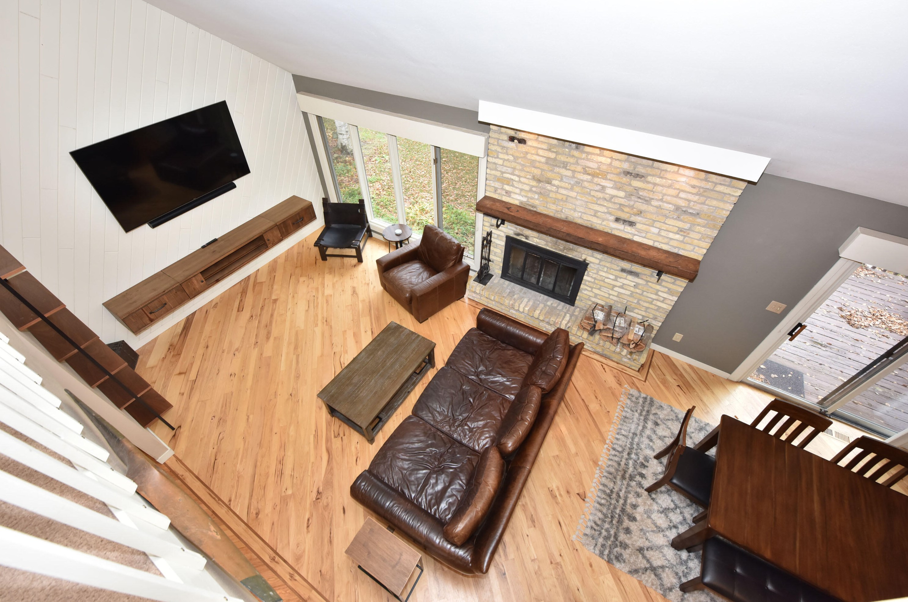 10057 Flagstone Dr, Cedarburg WI  53012-8822 exterior