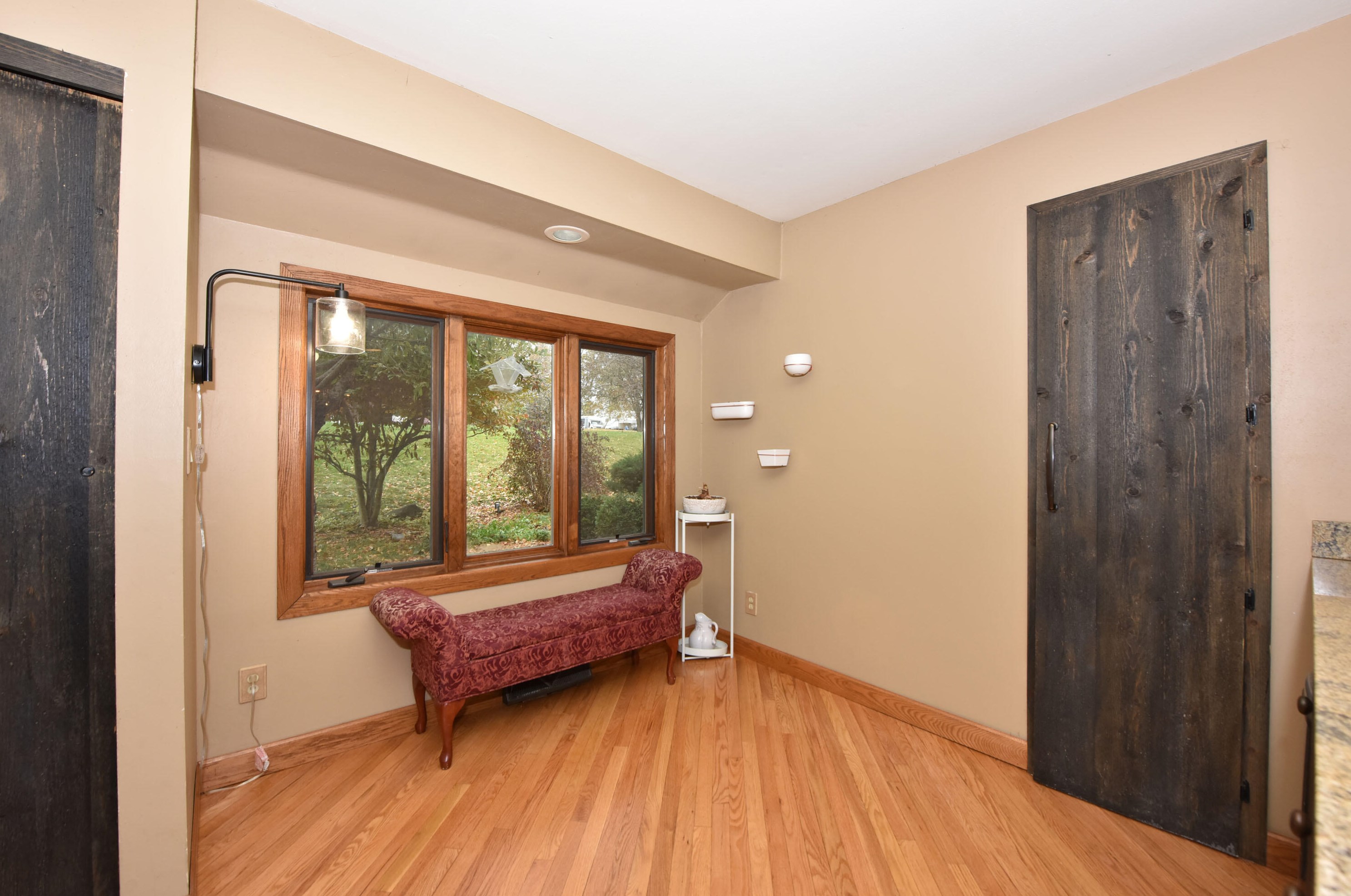 10057 Flagstone Dr, Cedarburg WI  53012-8822 exterior