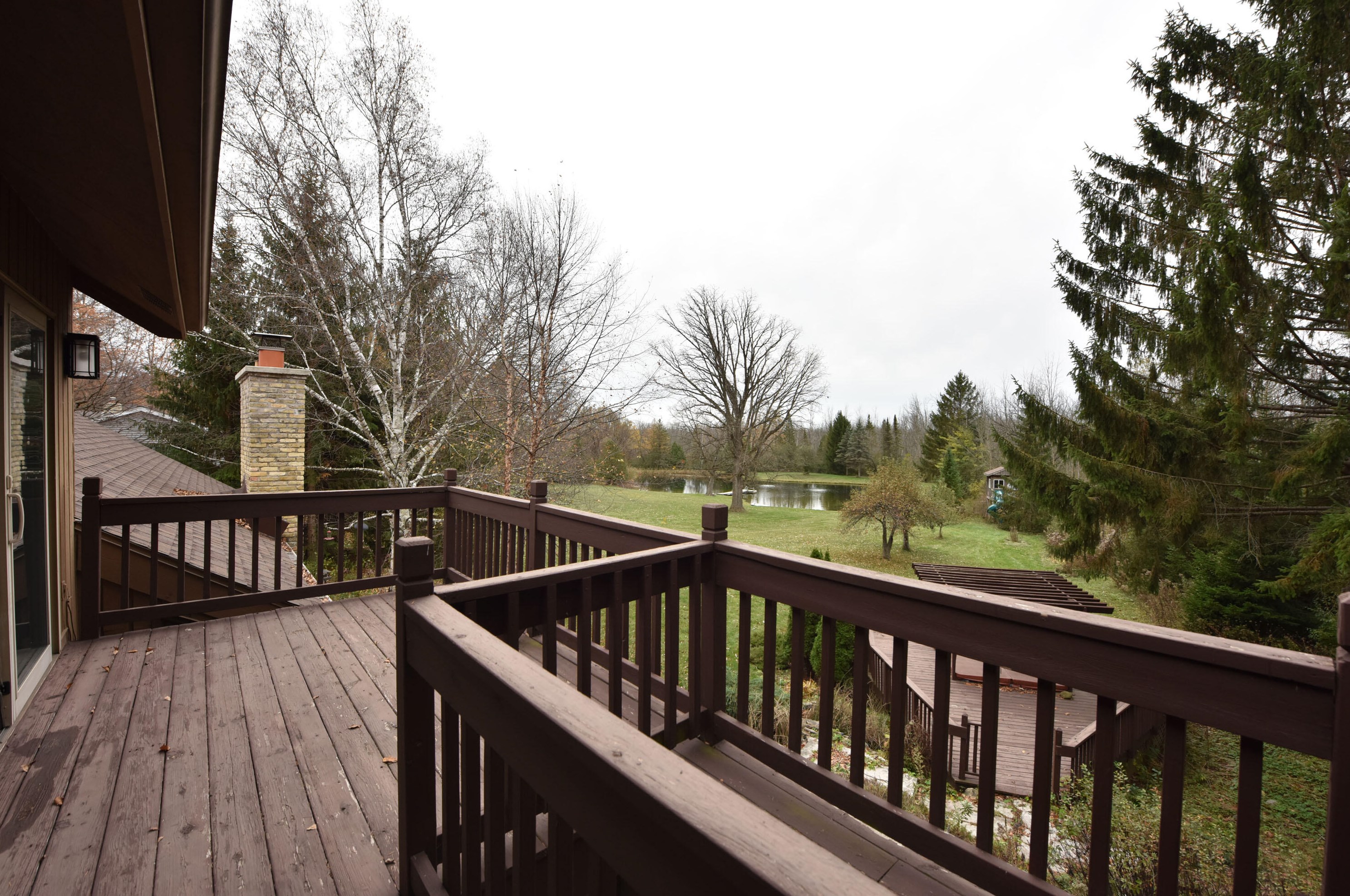 10057 Flagstone Dr, Cedarburg WI  53012-8822 exterior