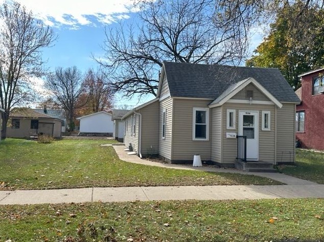 1536 Barlow St, La Crosse, WI 54601