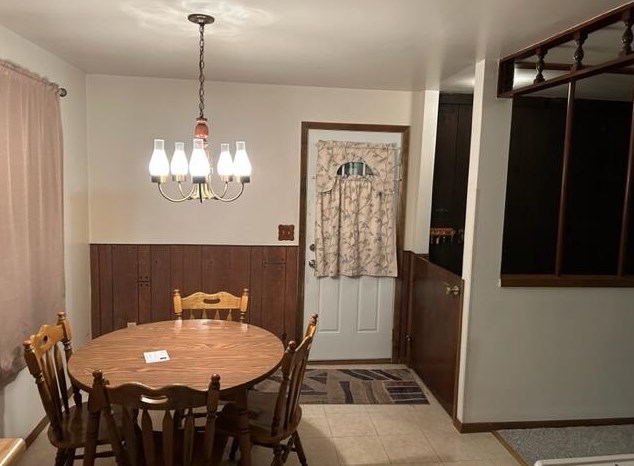 1125 Fieldcrest Dr, Menasha, WI 54952