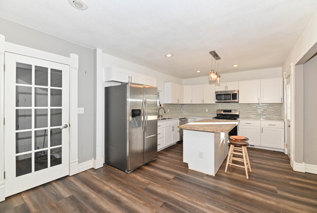 2950 Union St, East Troy, WI 53120