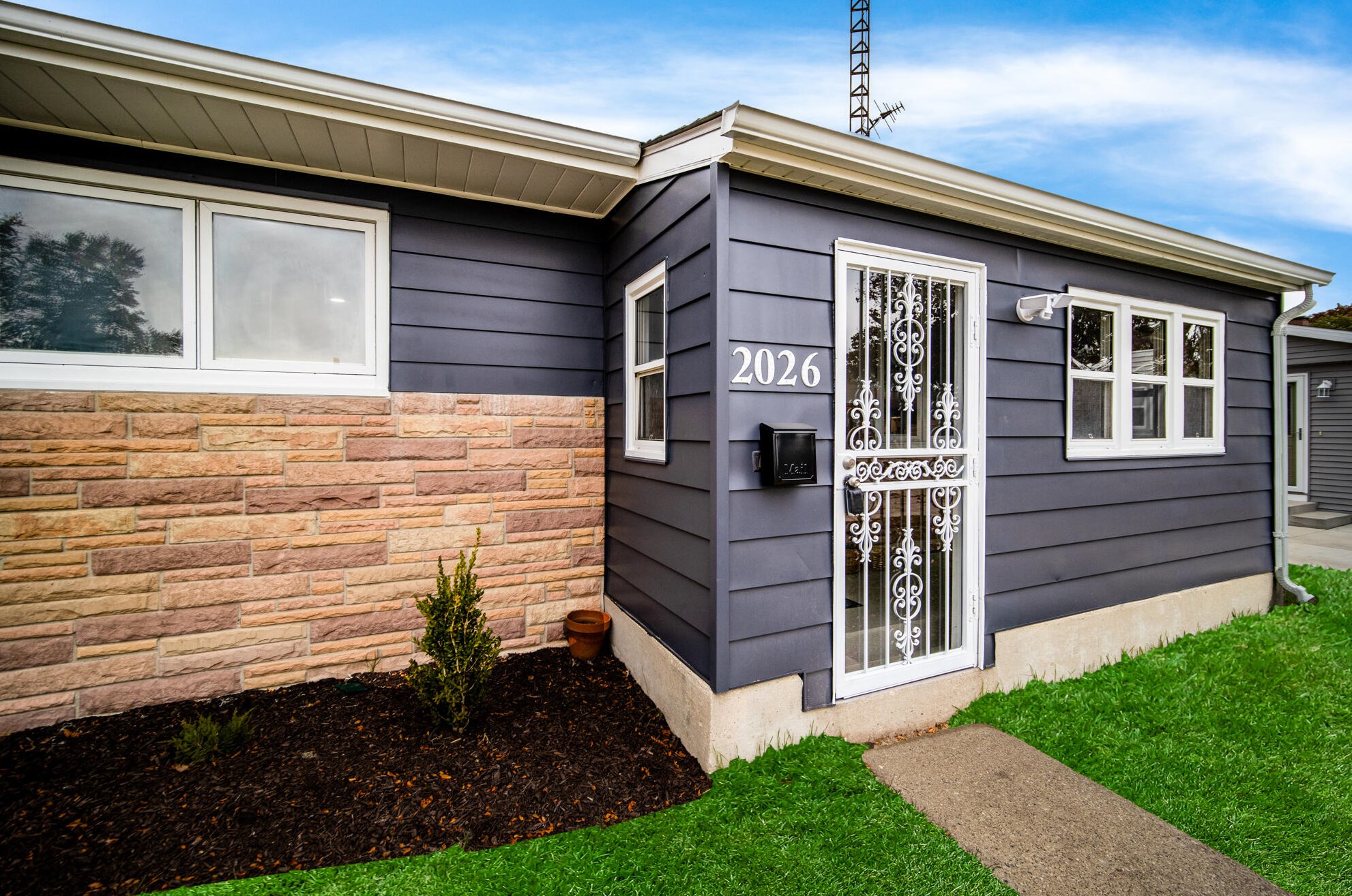 2026 84th St, Kenosha, WI 53143