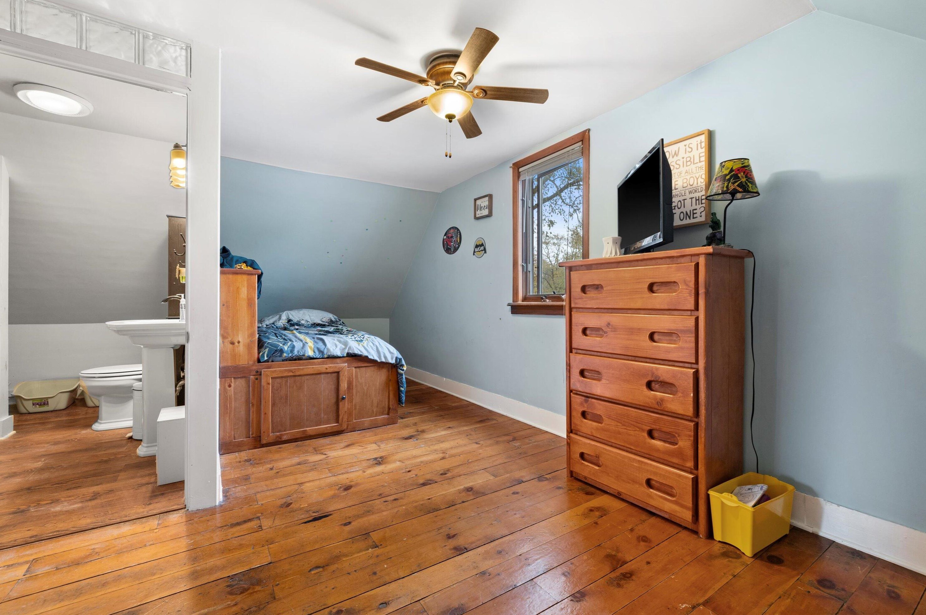 508 Mchenry St, Lyons WI  53105-2128 exterior