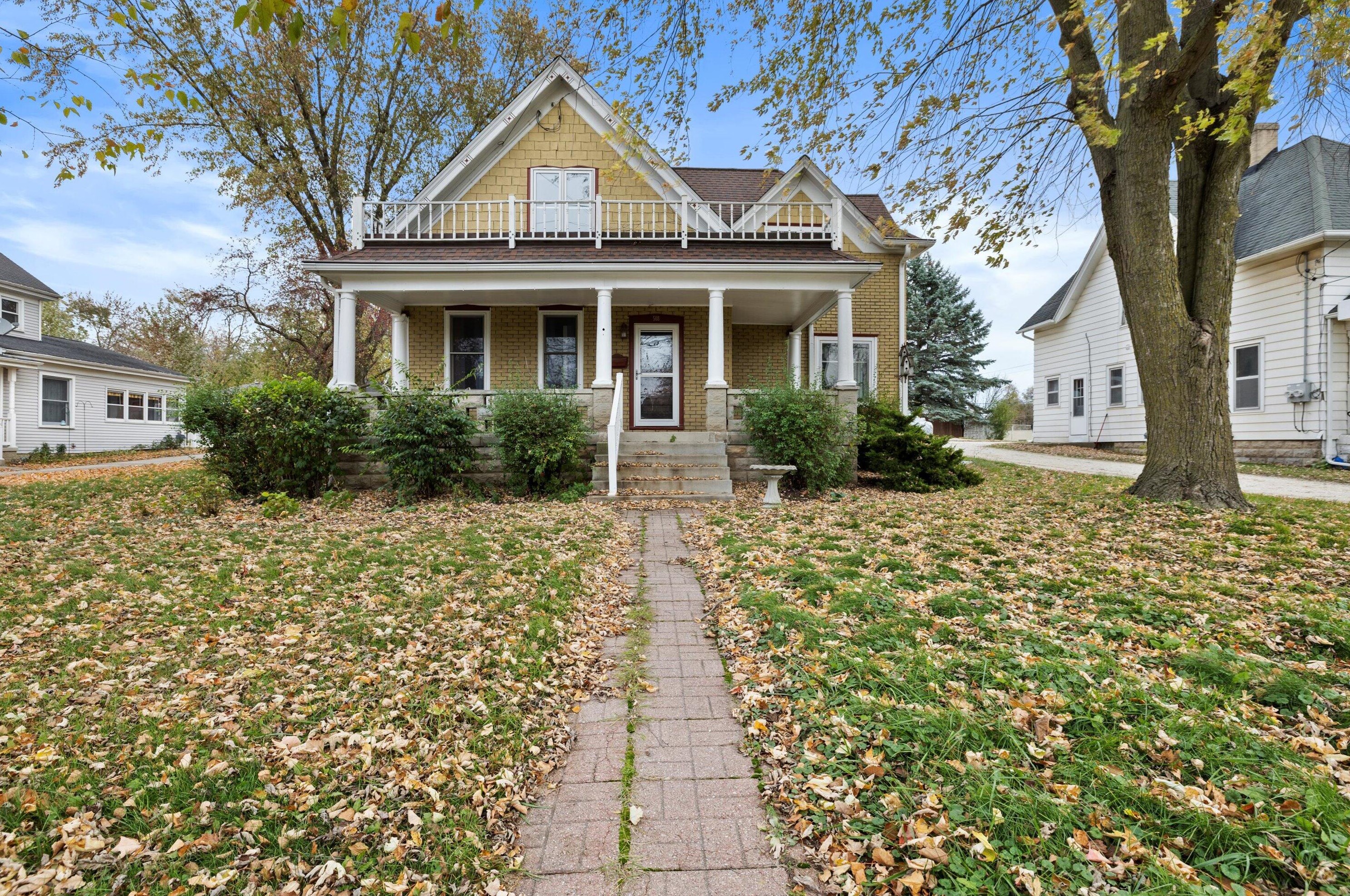508 Mchenry St, Lyons WI  53105-2128 exterior