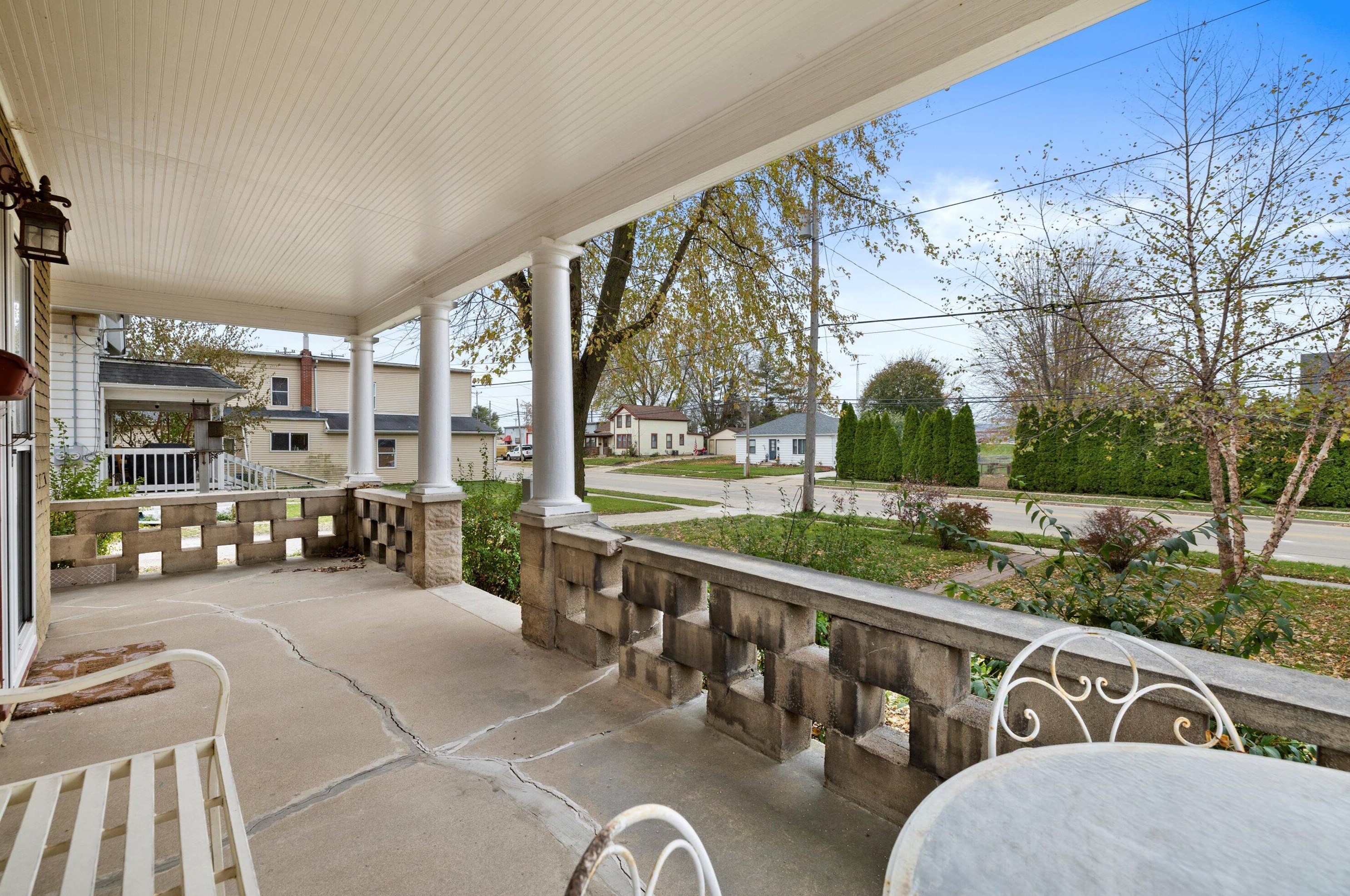 508 Mchenry St, Lyons WI  53105-2128 exterior