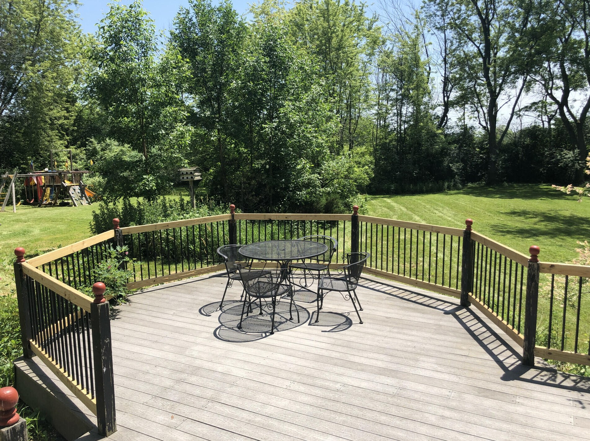 14136 N Port Washington Rd, Thiensville, WI 53097