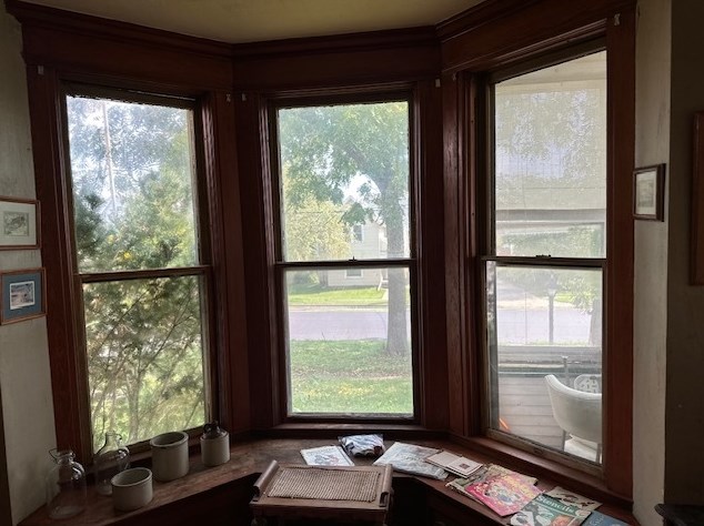 109 Wisconsin Dr, Jefferson, WI 53549-1454