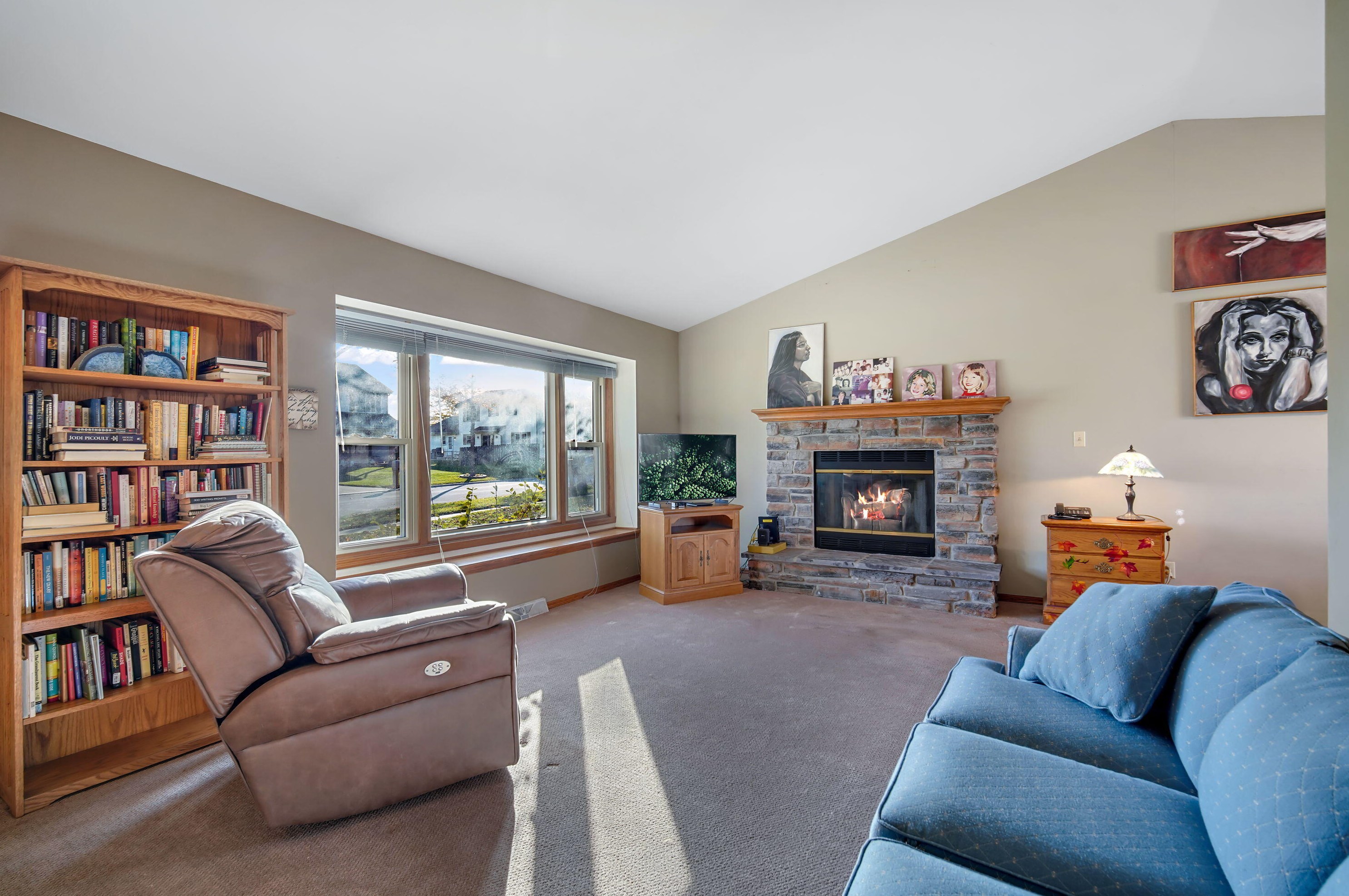 2720 E Emily Ave, Oak Creek, WI 53154