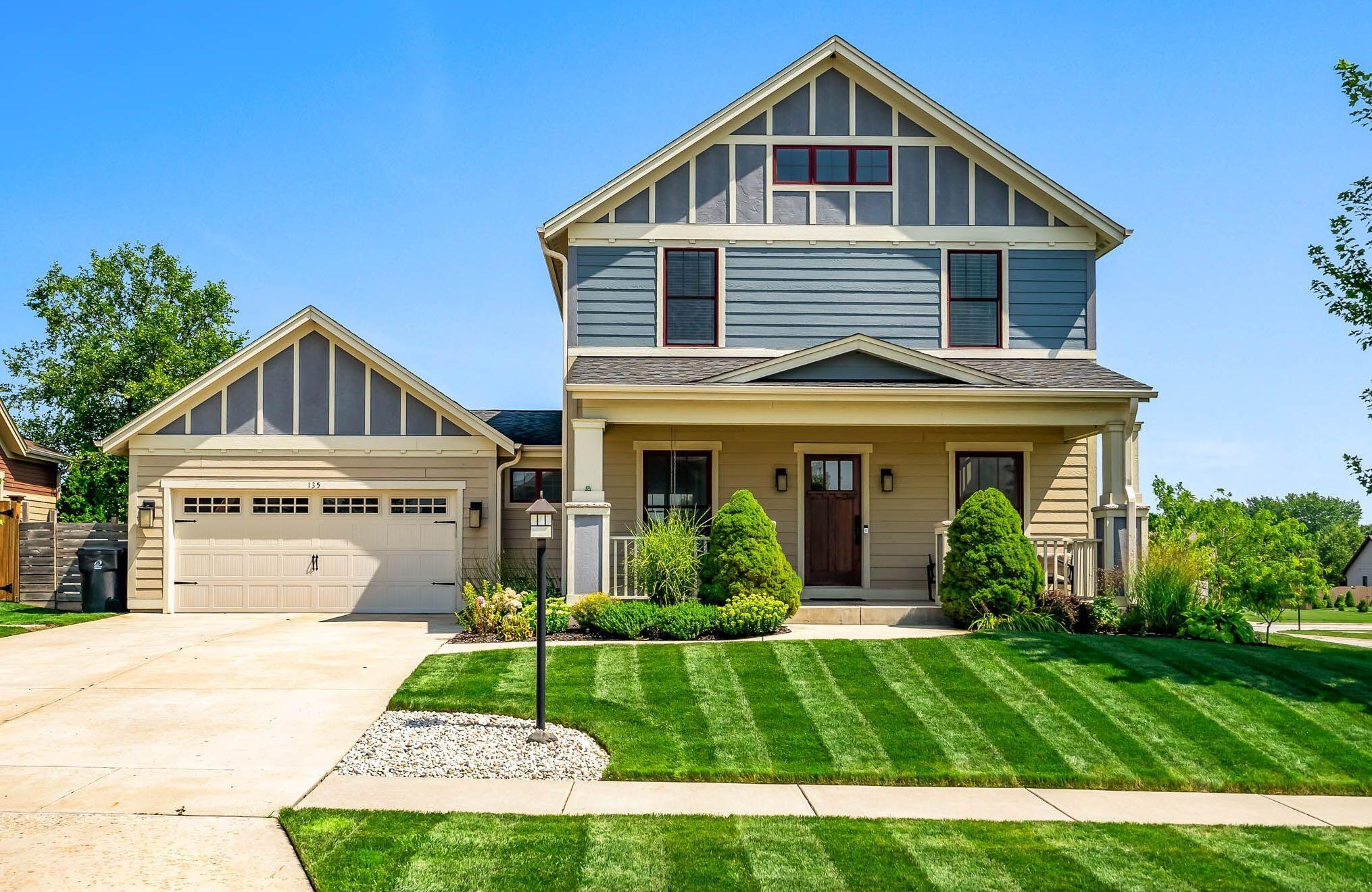 135 Trellis Ln, Racine, WI 53406