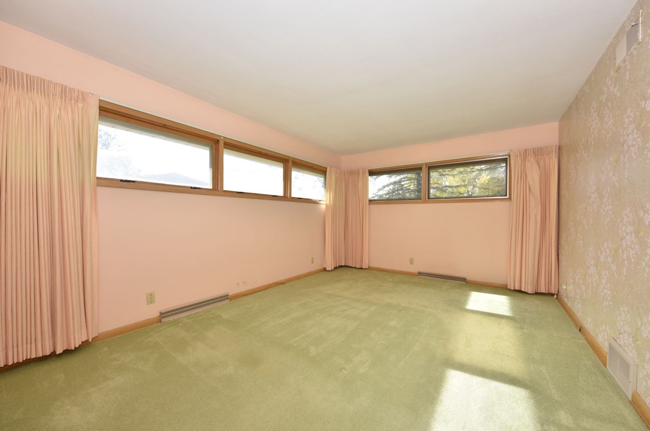 4130 160th St, Brookfield WI  53005-1400 exterior