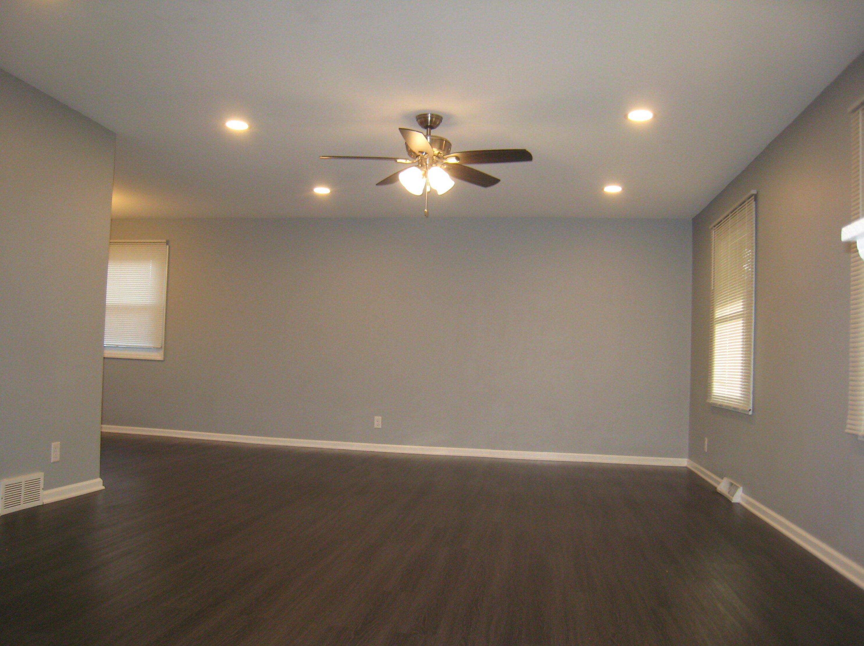 4232 89th St, Kenosha, WI 53142